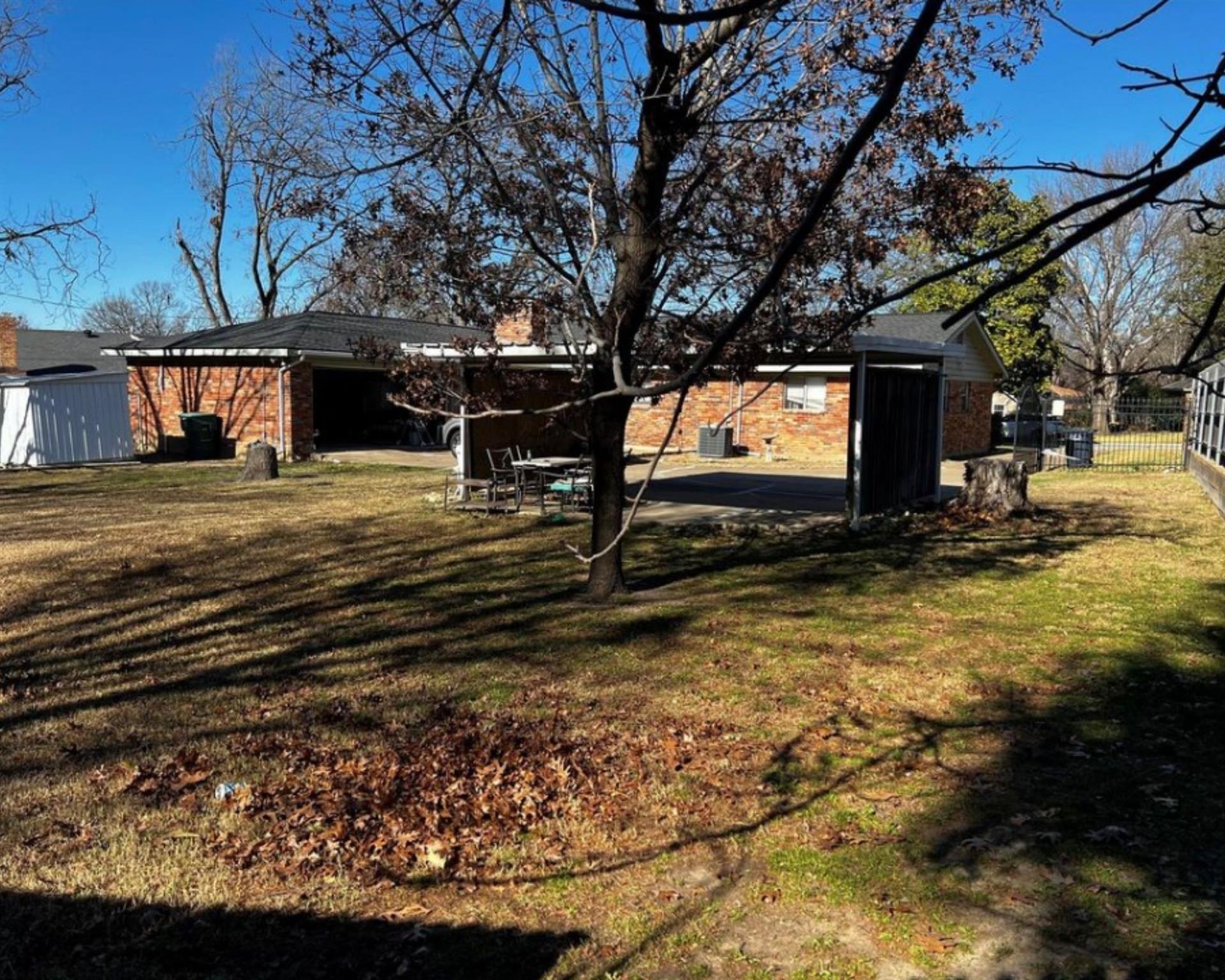 main property photo 6