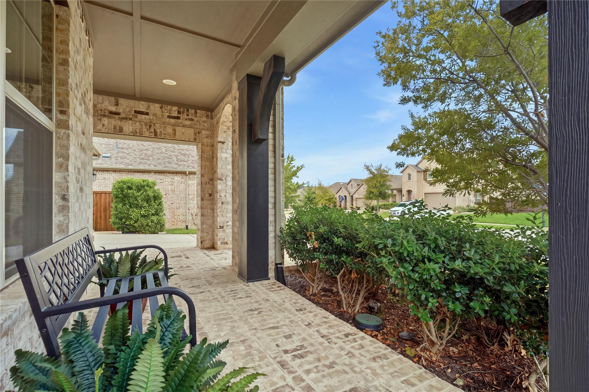 main property photo 3