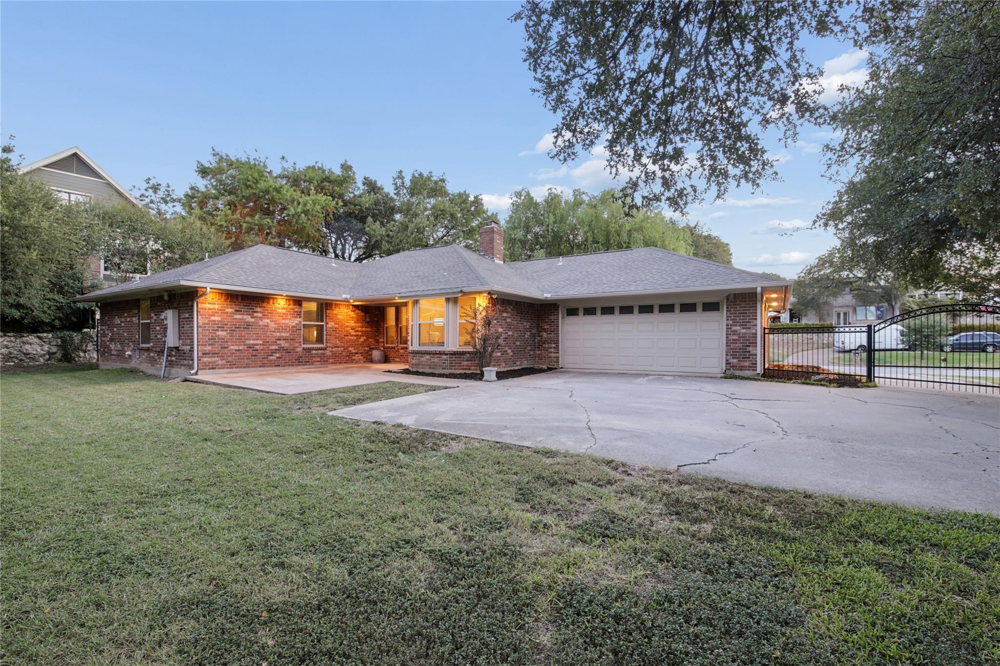 main property photo 24