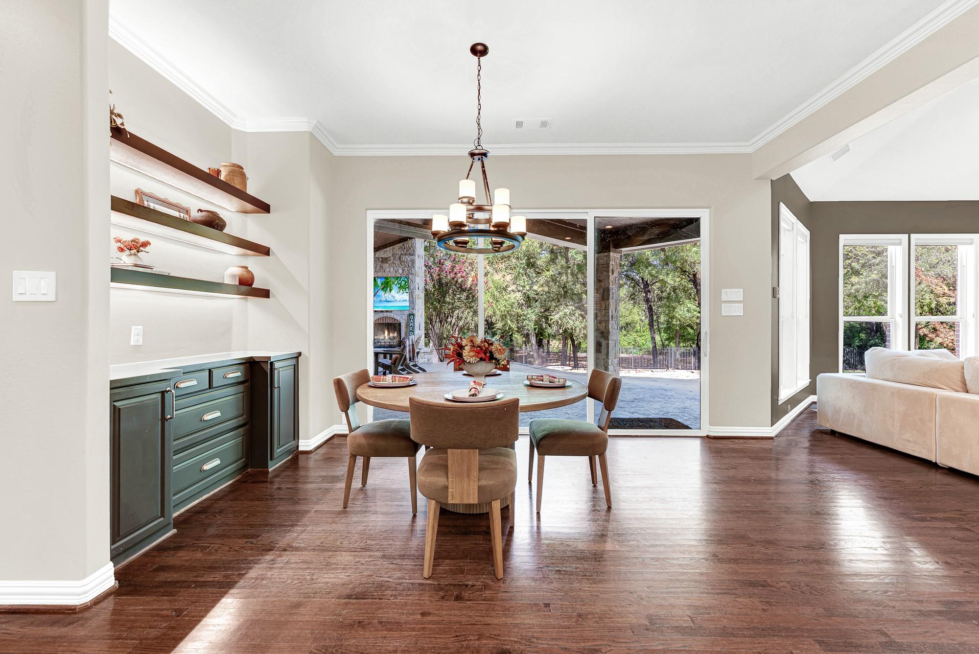 main property photo 19