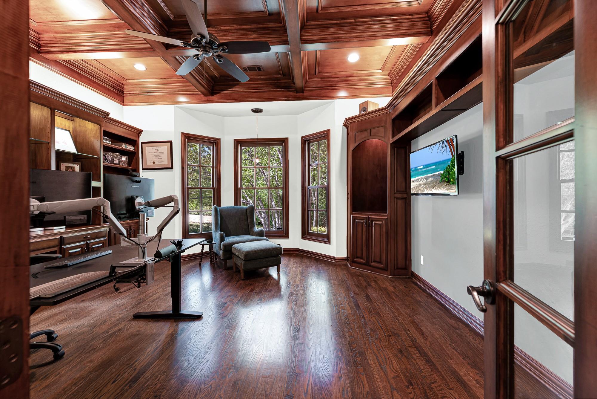 main property photo 26