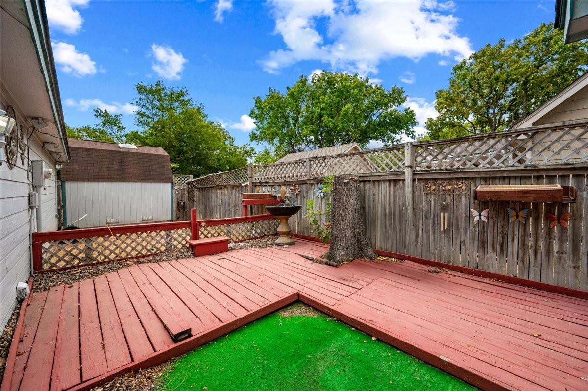 main property photo 23