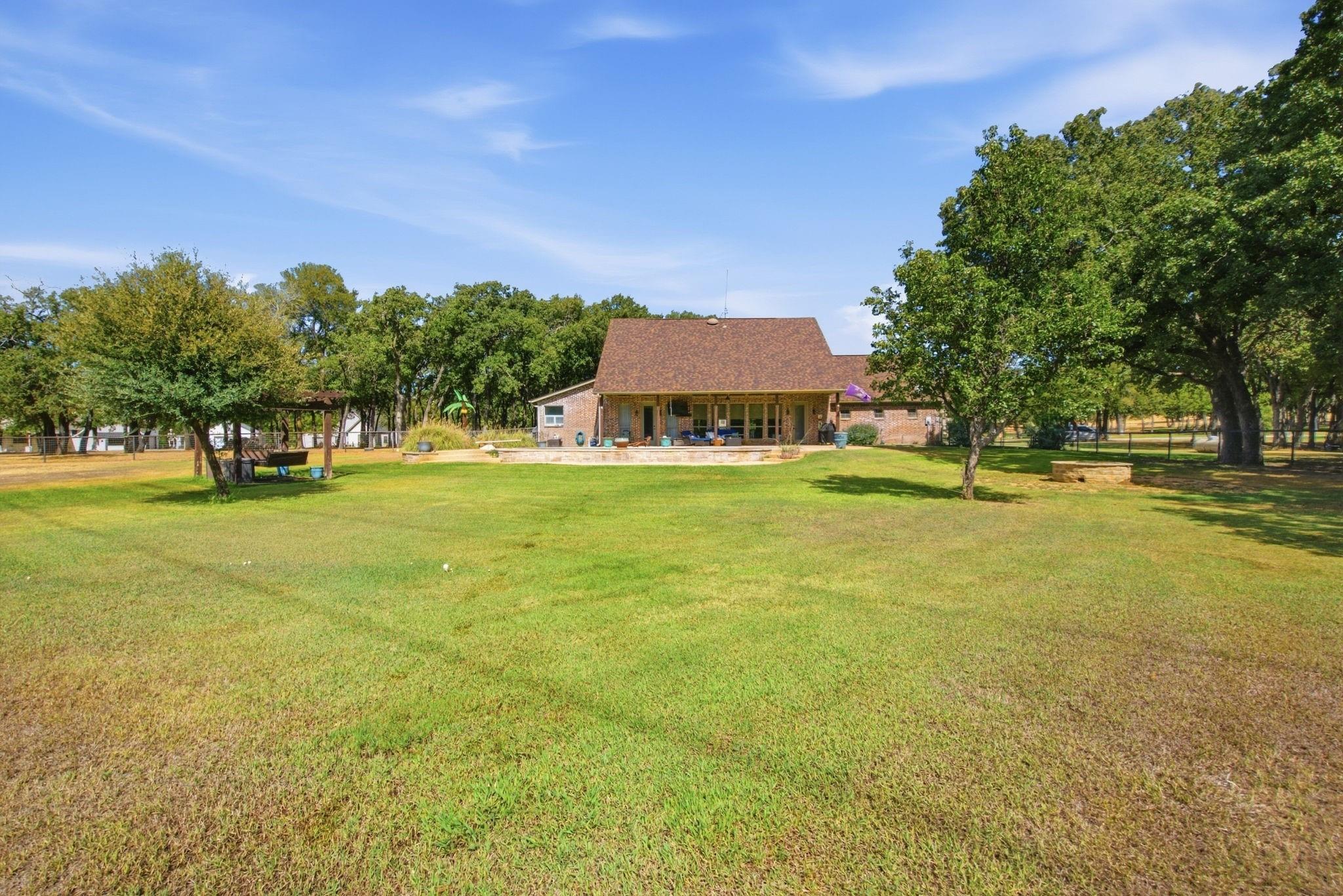 main property photo 35