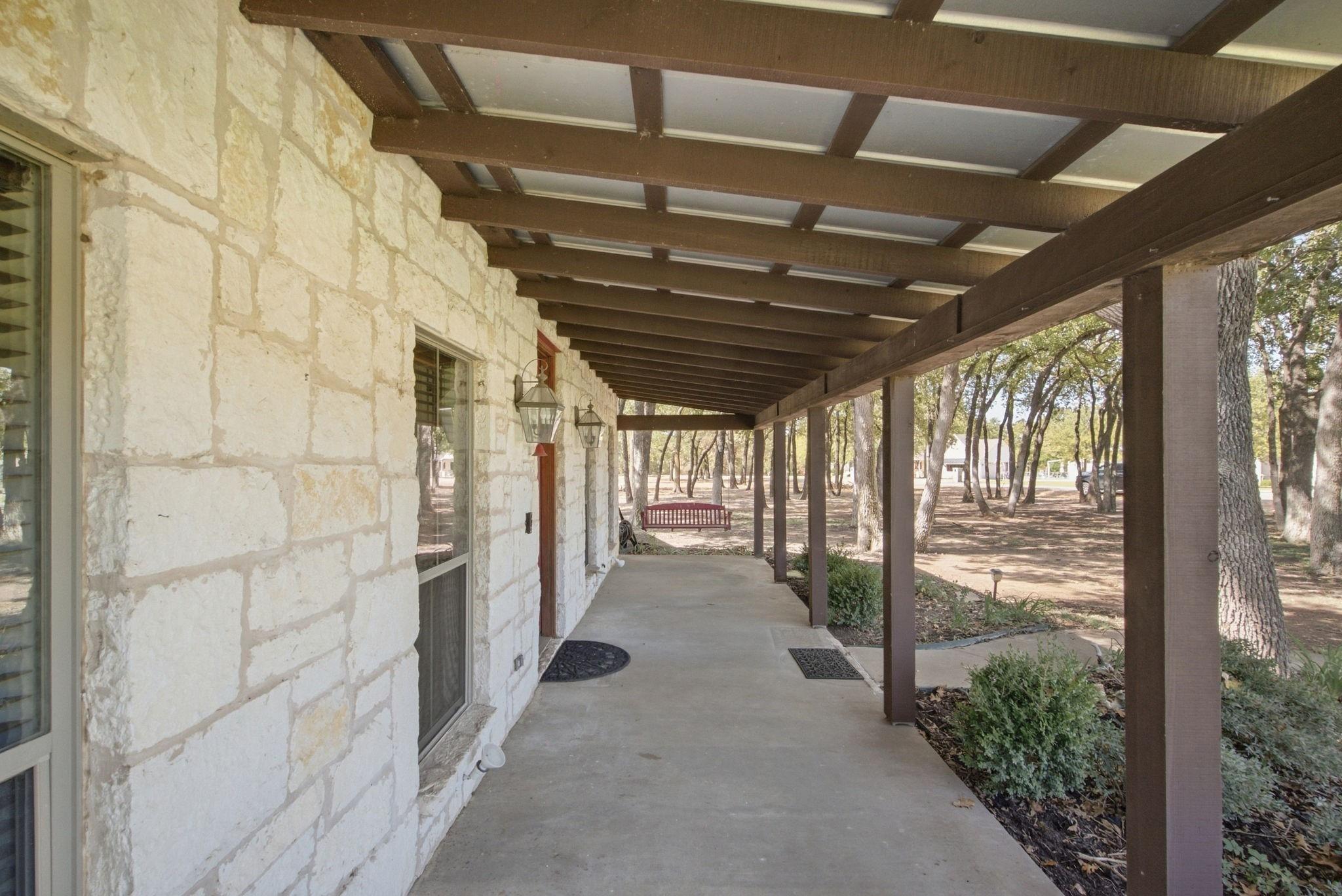main property photo 5