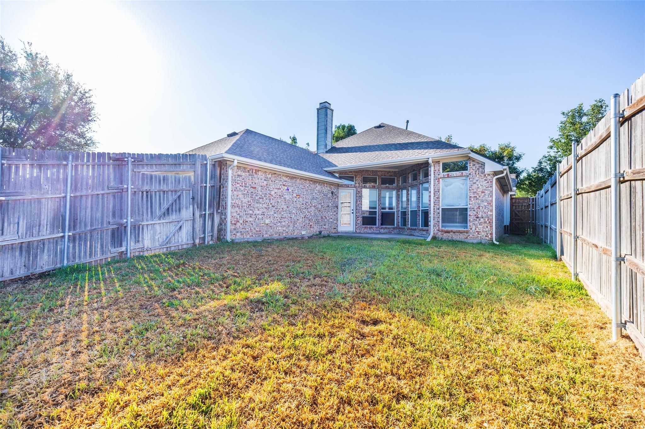 main property photo 26