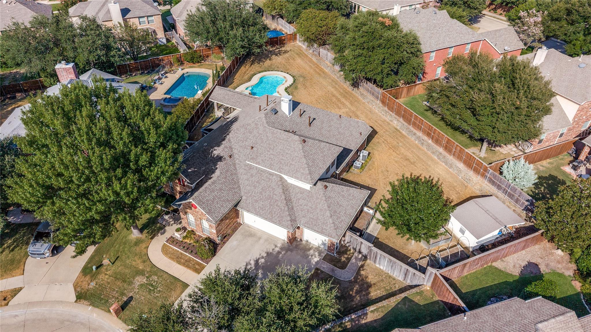 main property photo 27