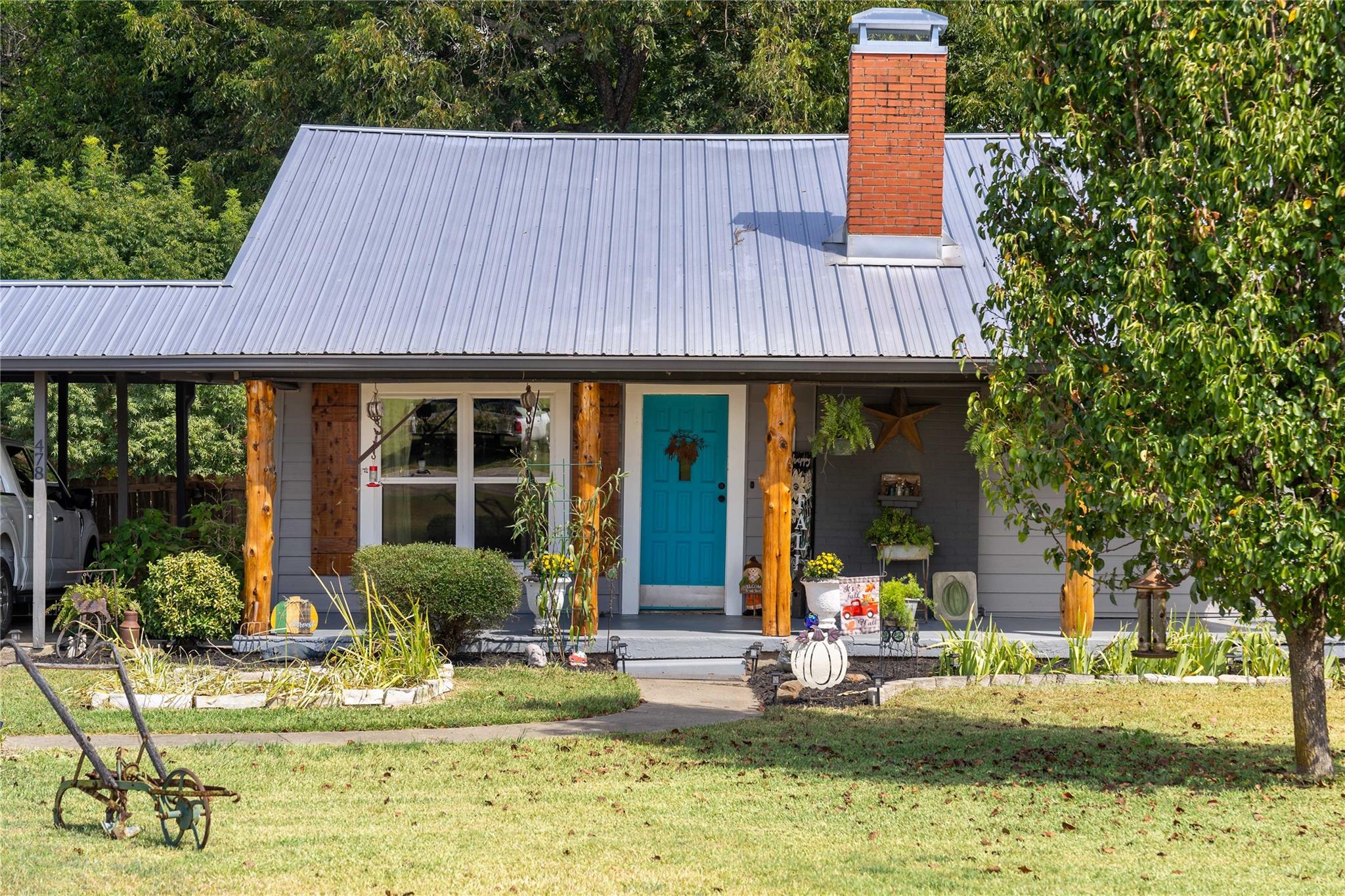 main property photo 3