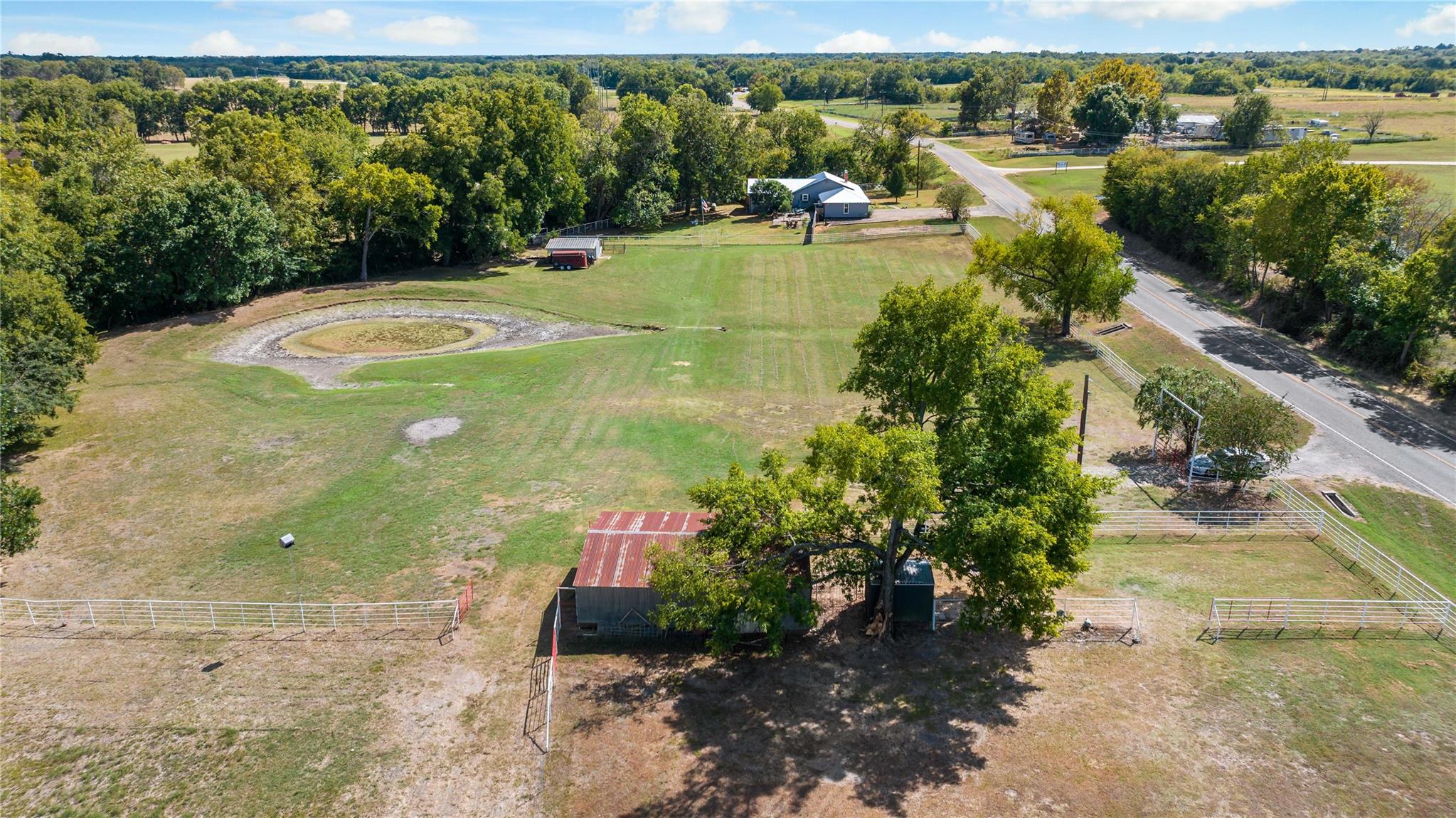 main property photo 33