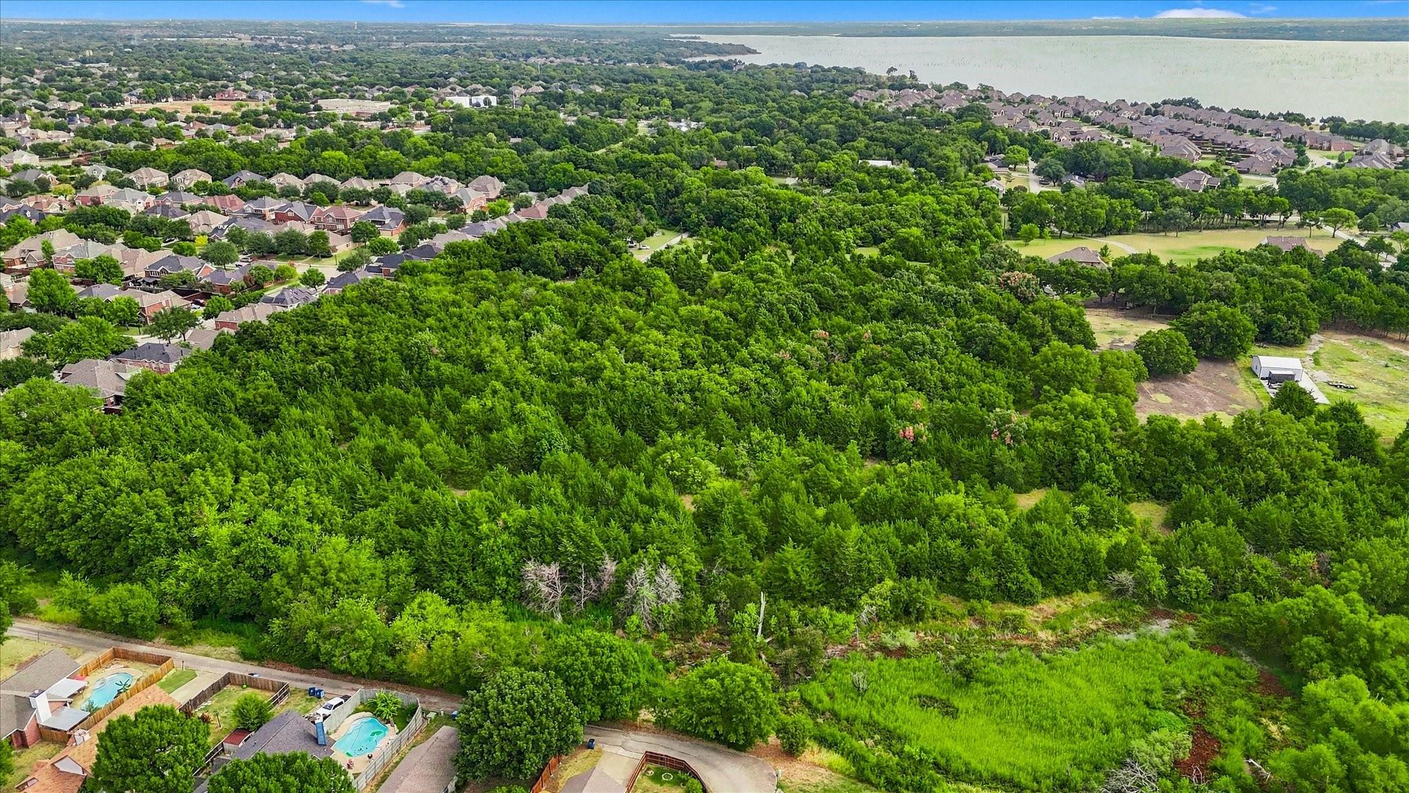 main property photo 13