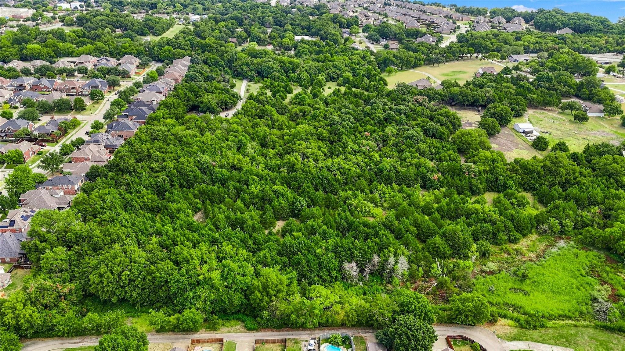 main property photo 9