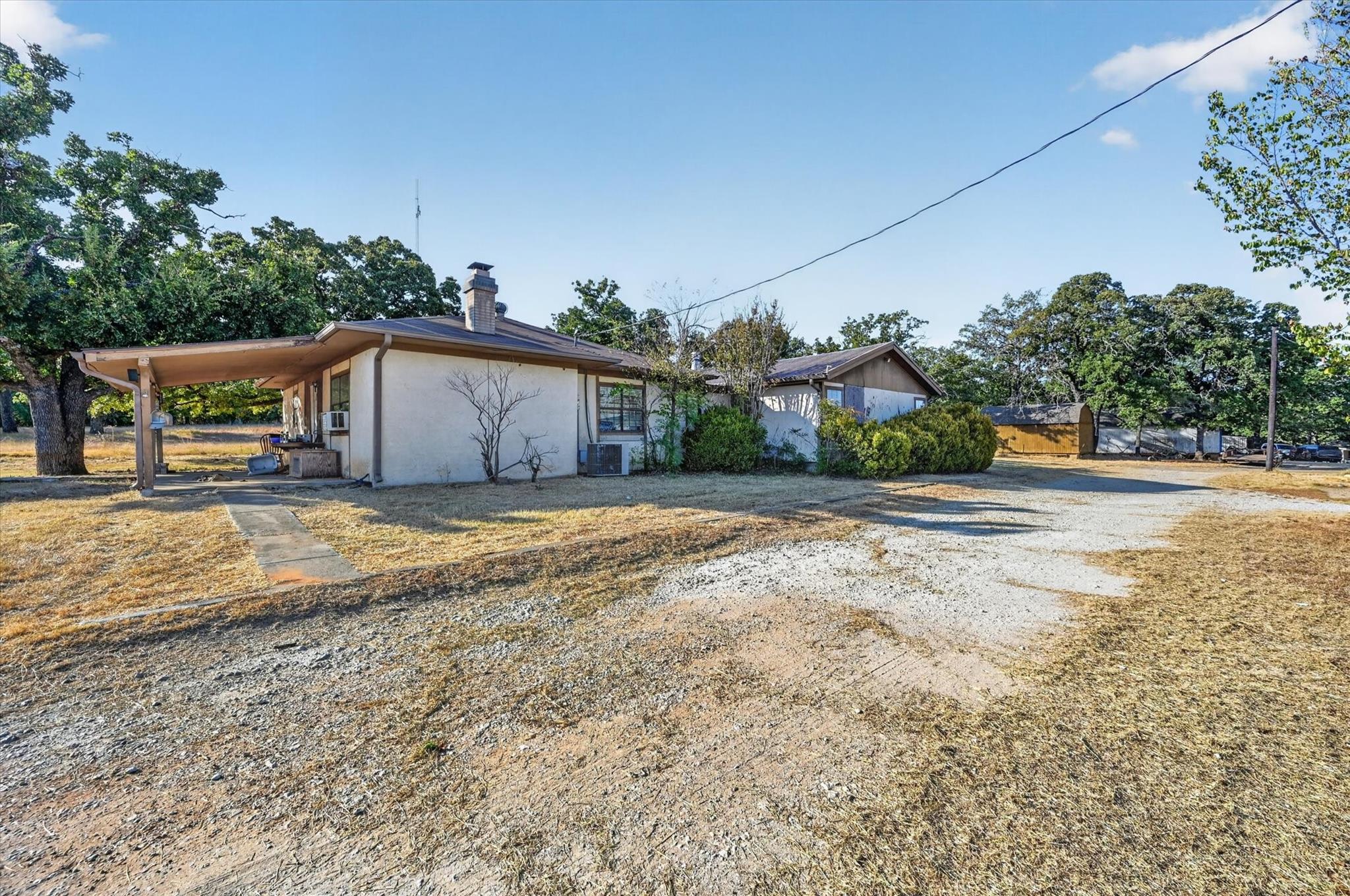 main property photo 10