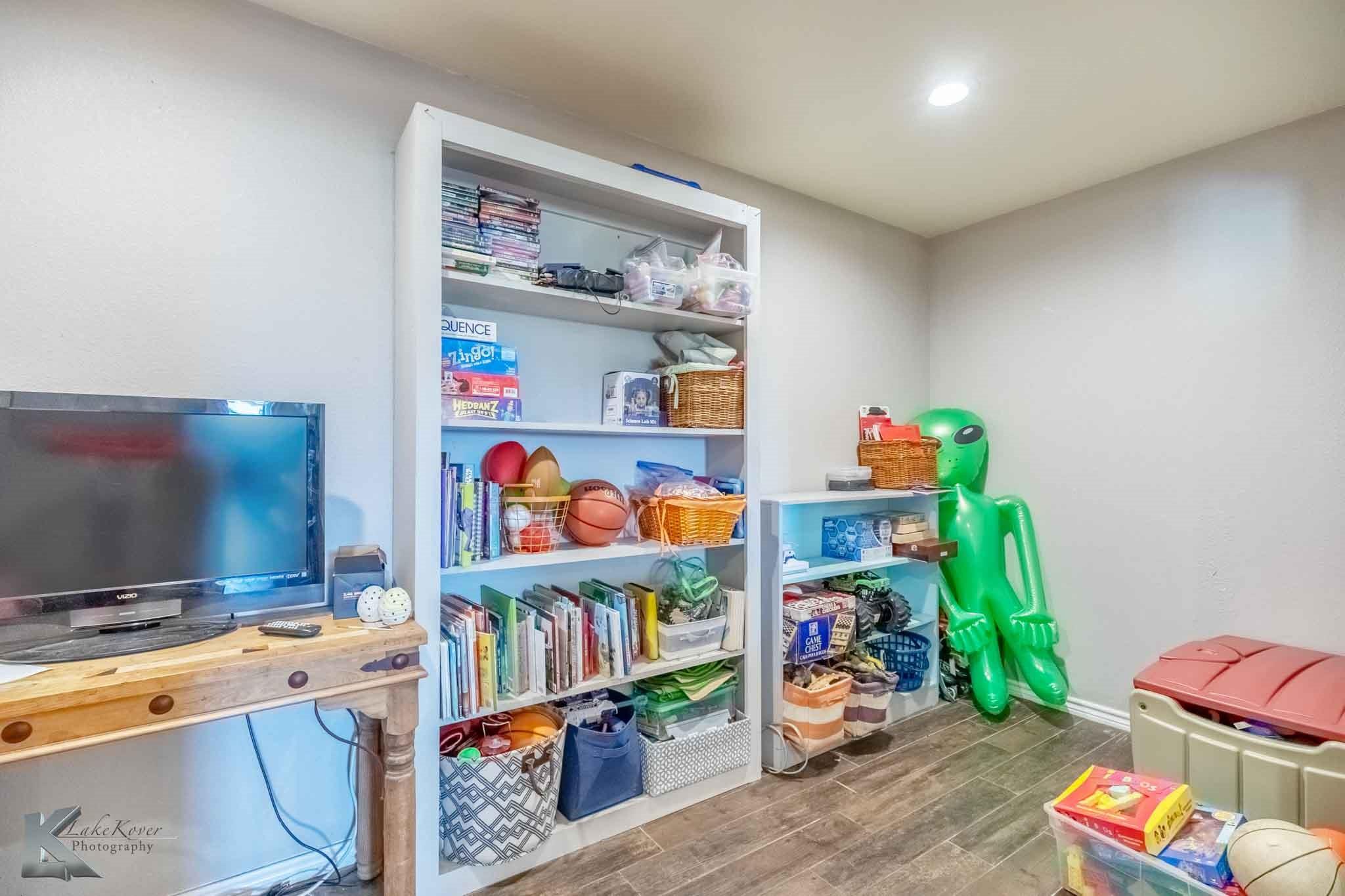 main property photo 22