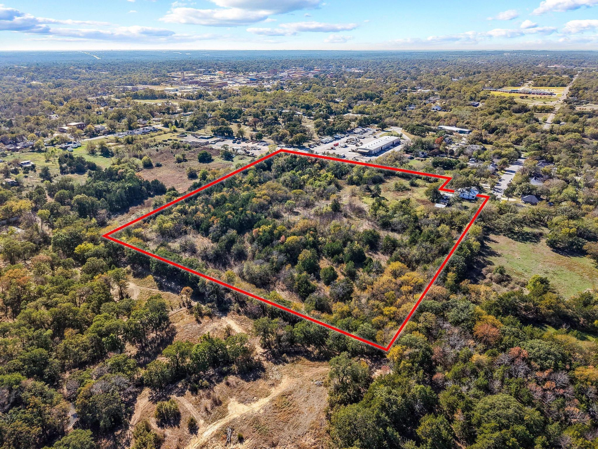 main property photo 10