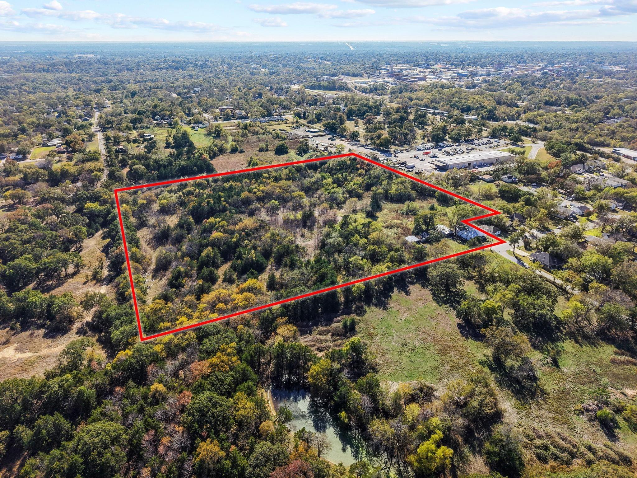 main property photo 14