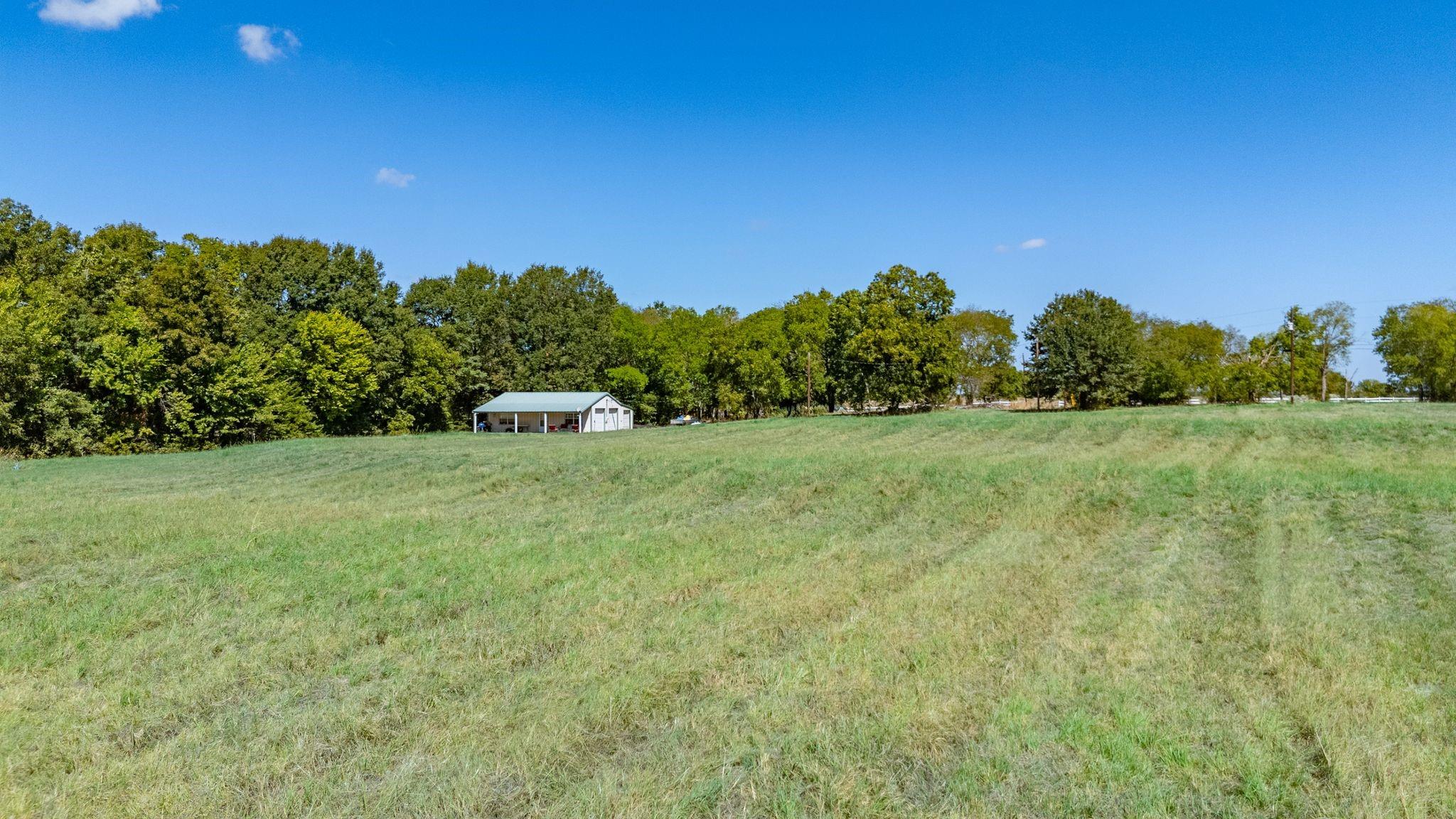 main property photo 24