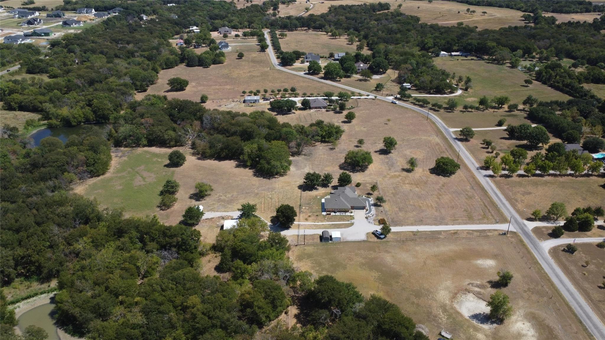 main property photo 29