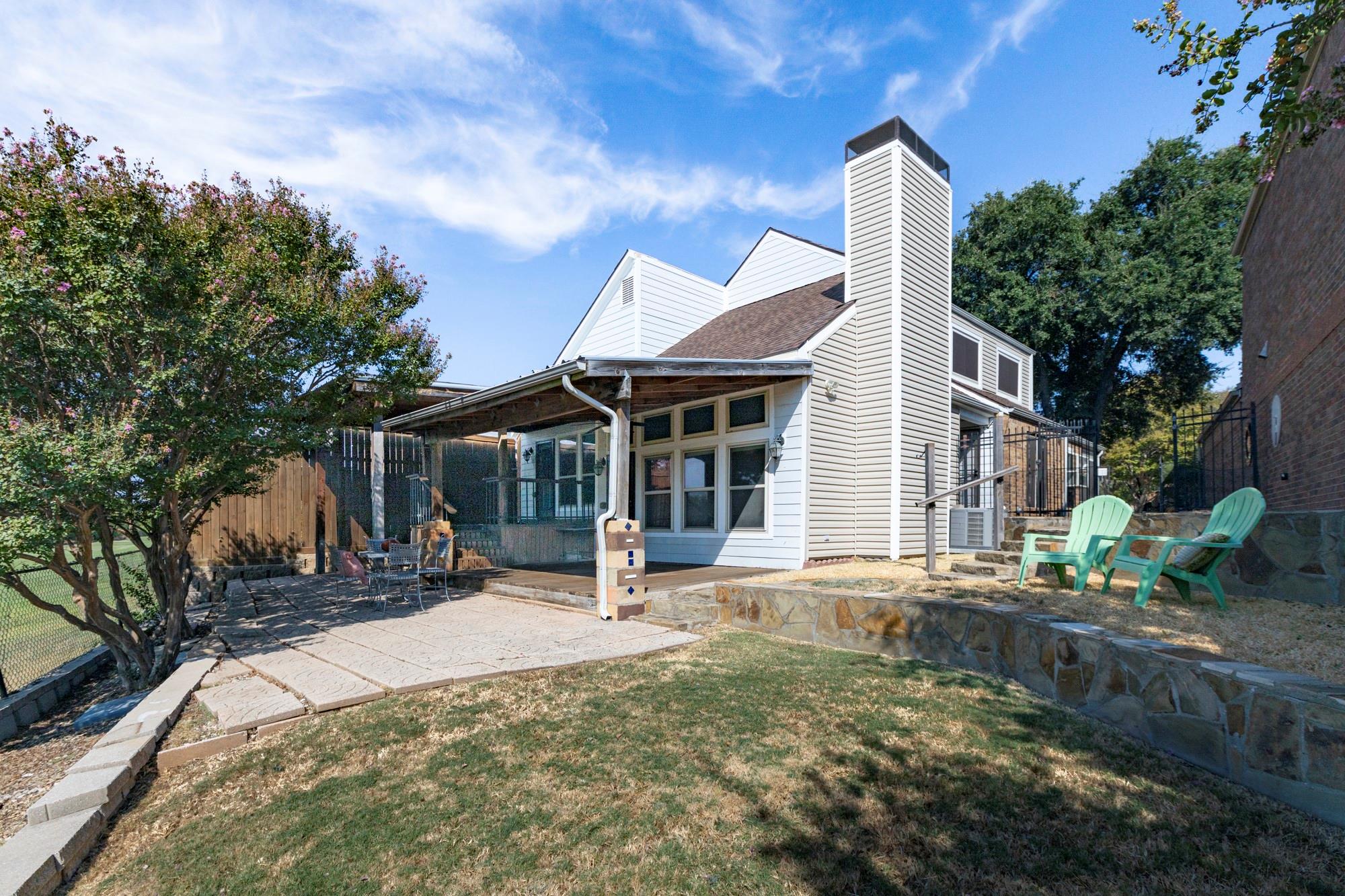 main property photo 34