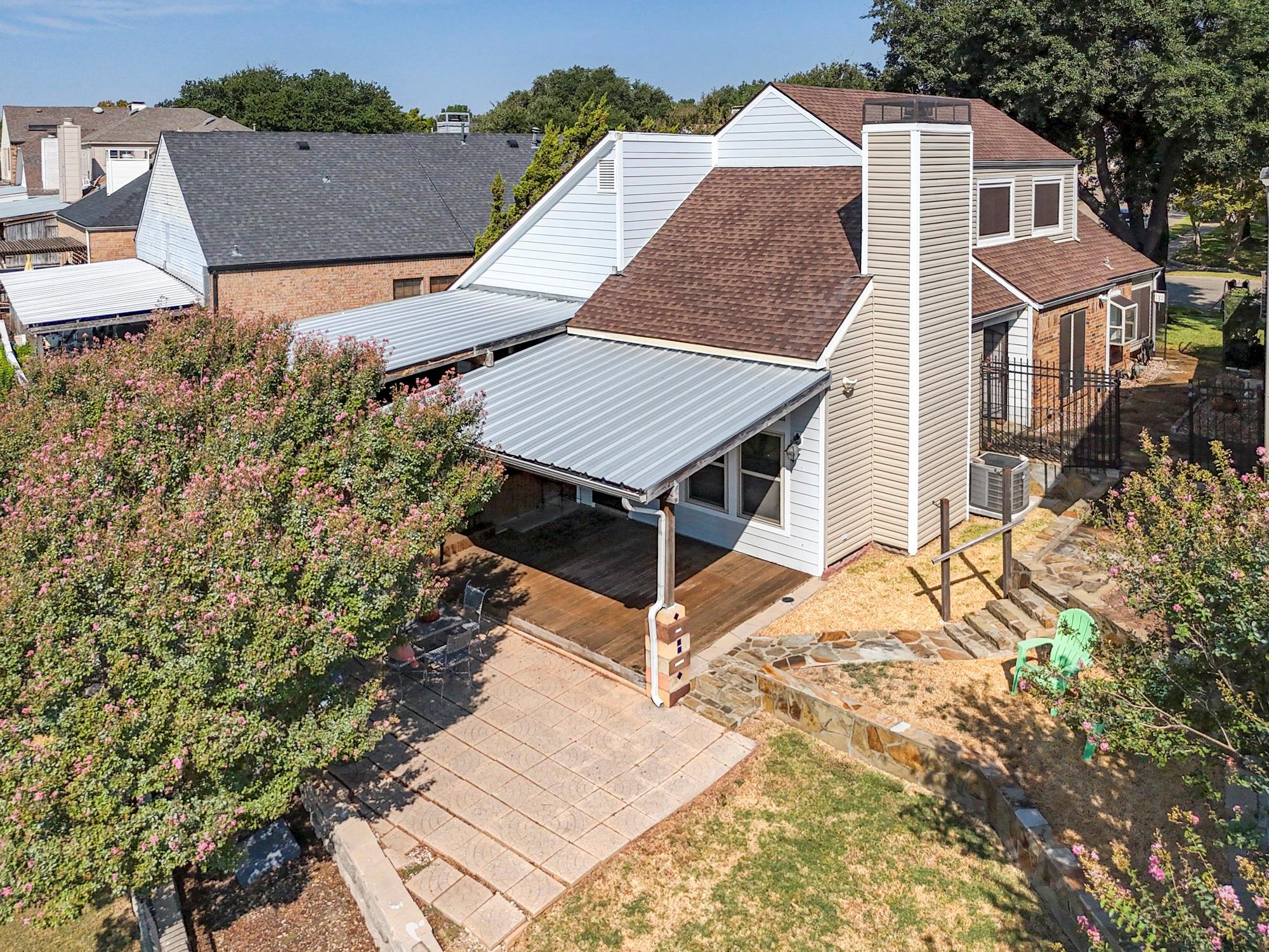main property photo 37