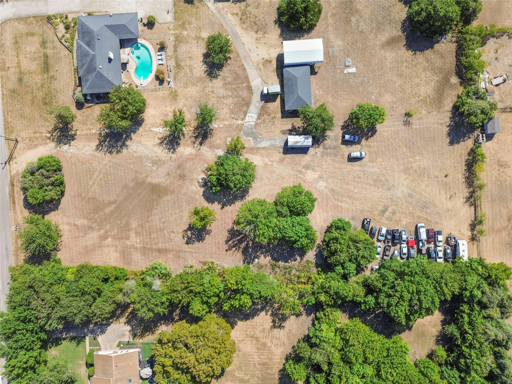 main property photo 10