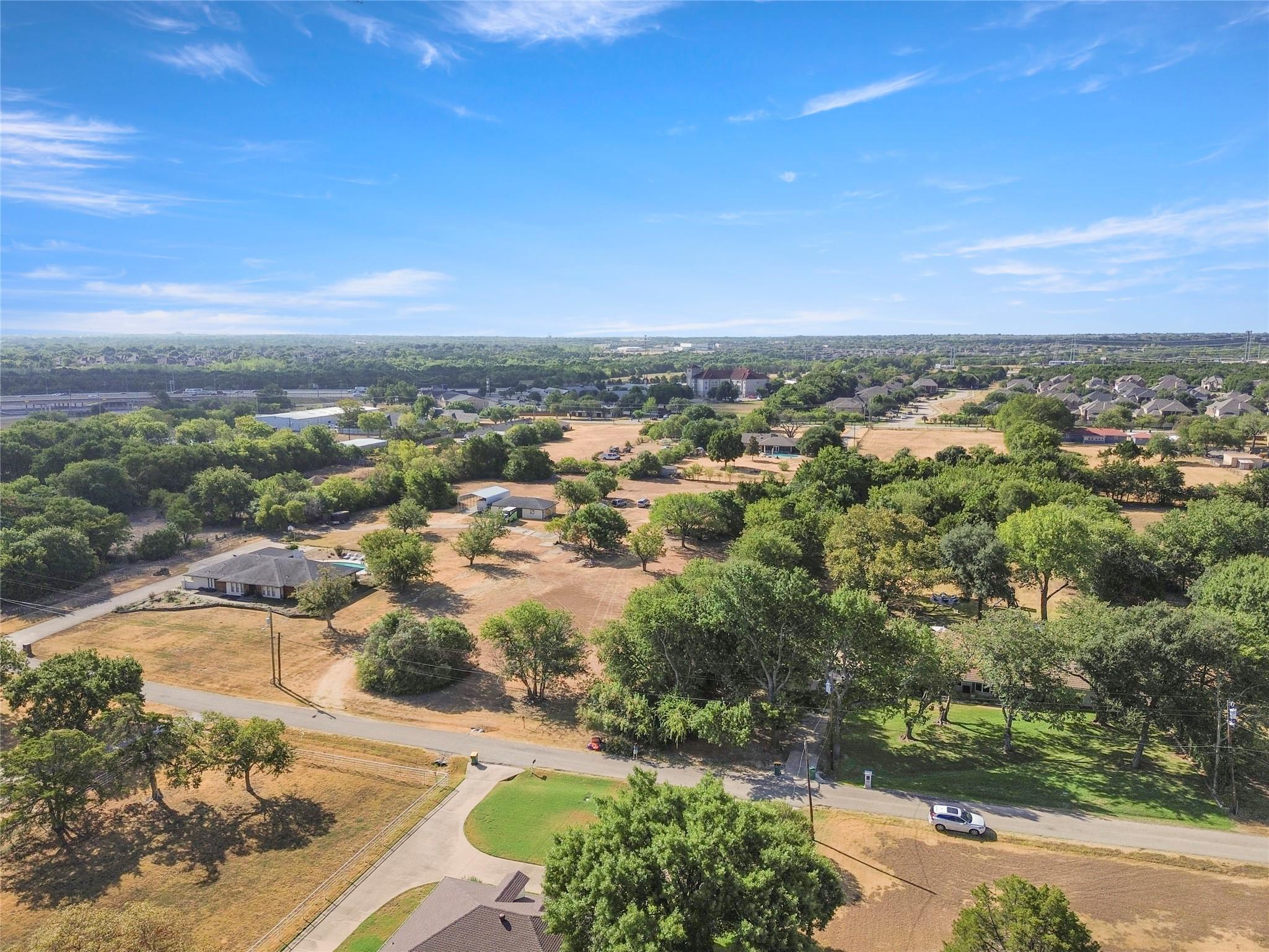 main property photo 13