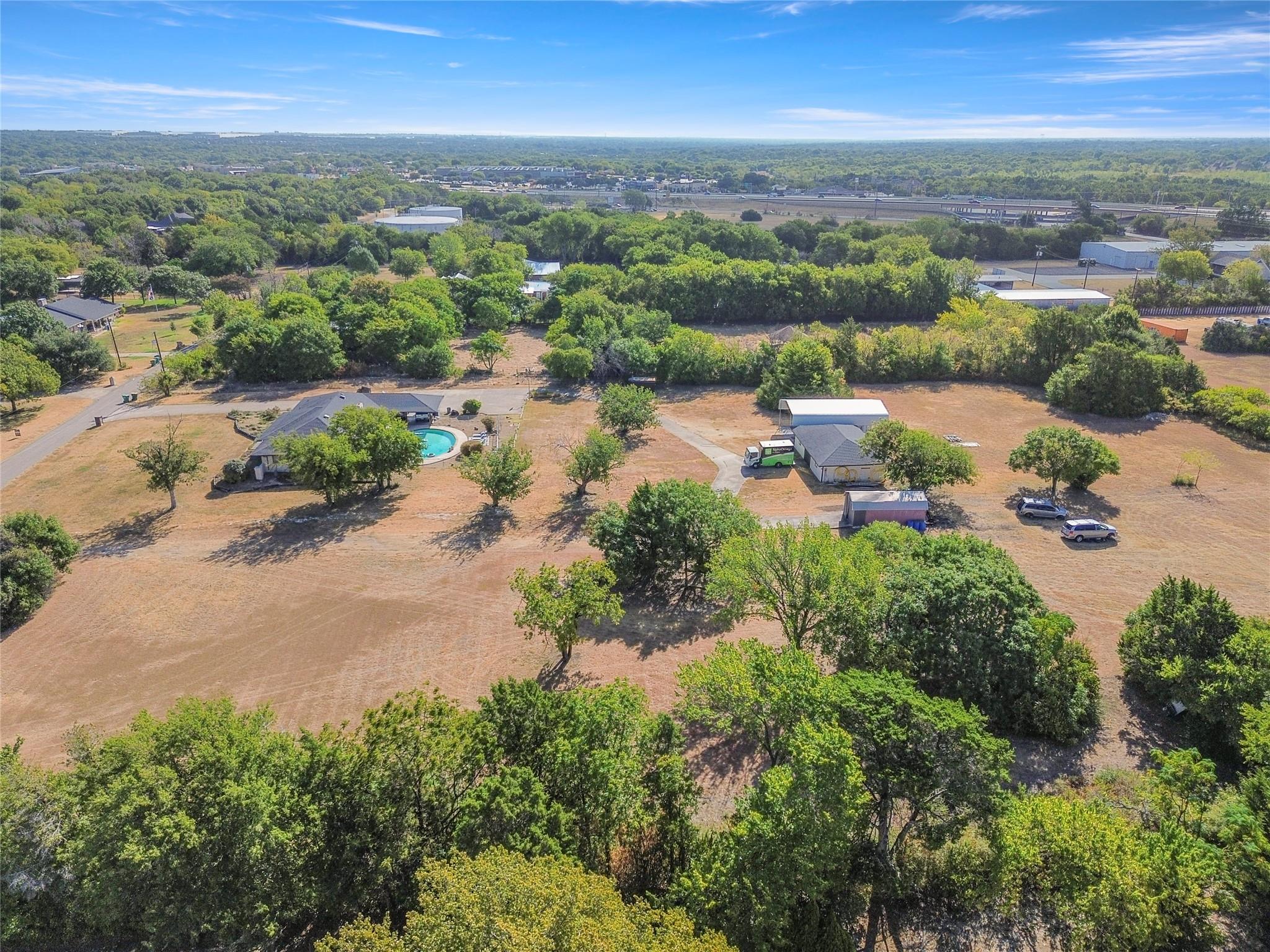 main property photo 4
