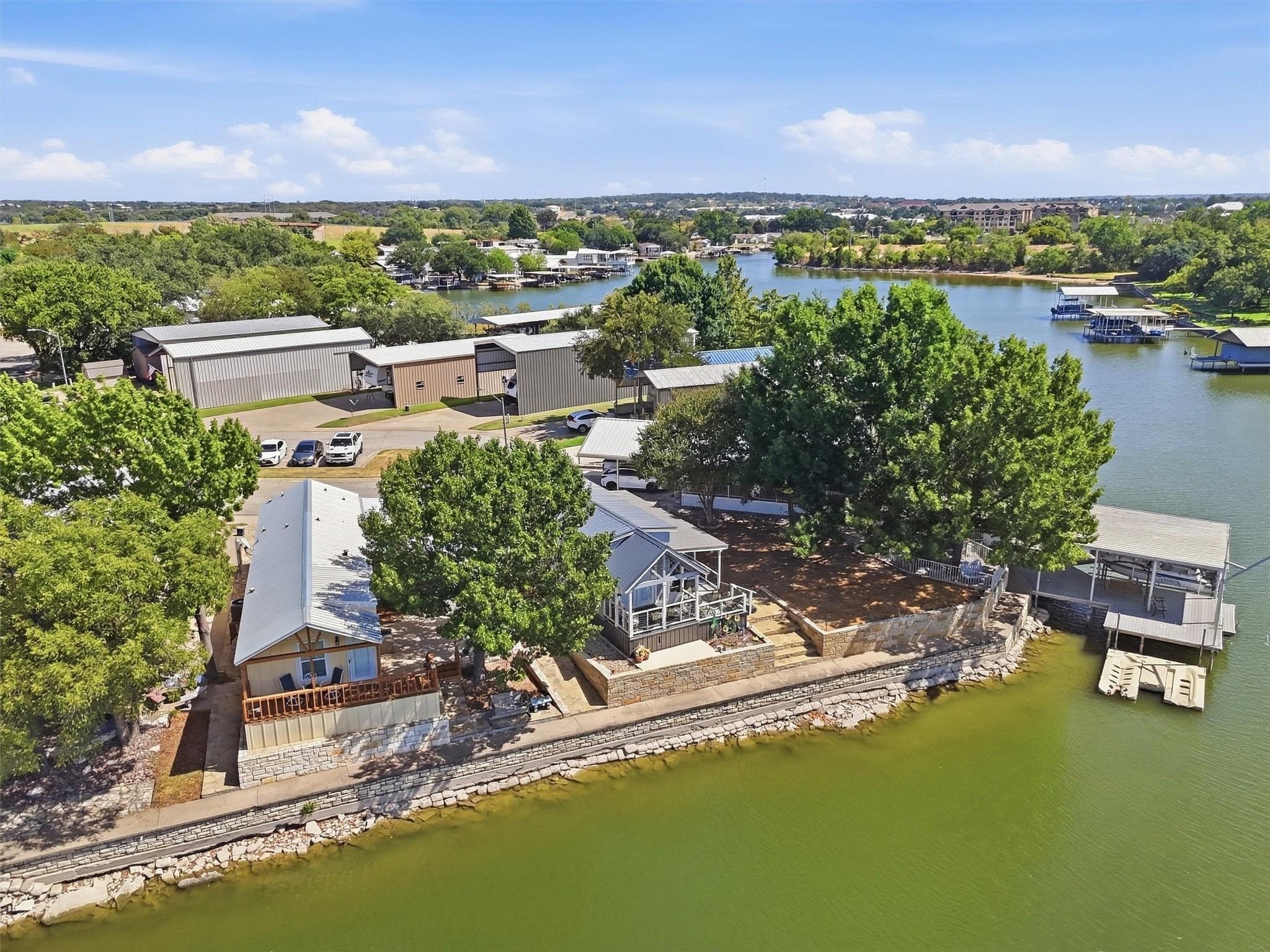 main property photo 34