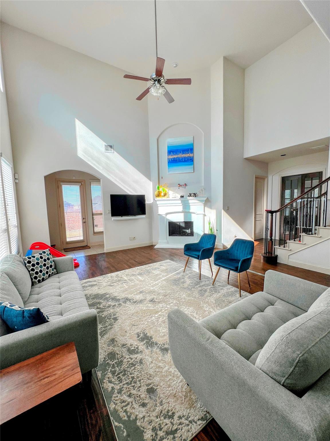 main property photo 19