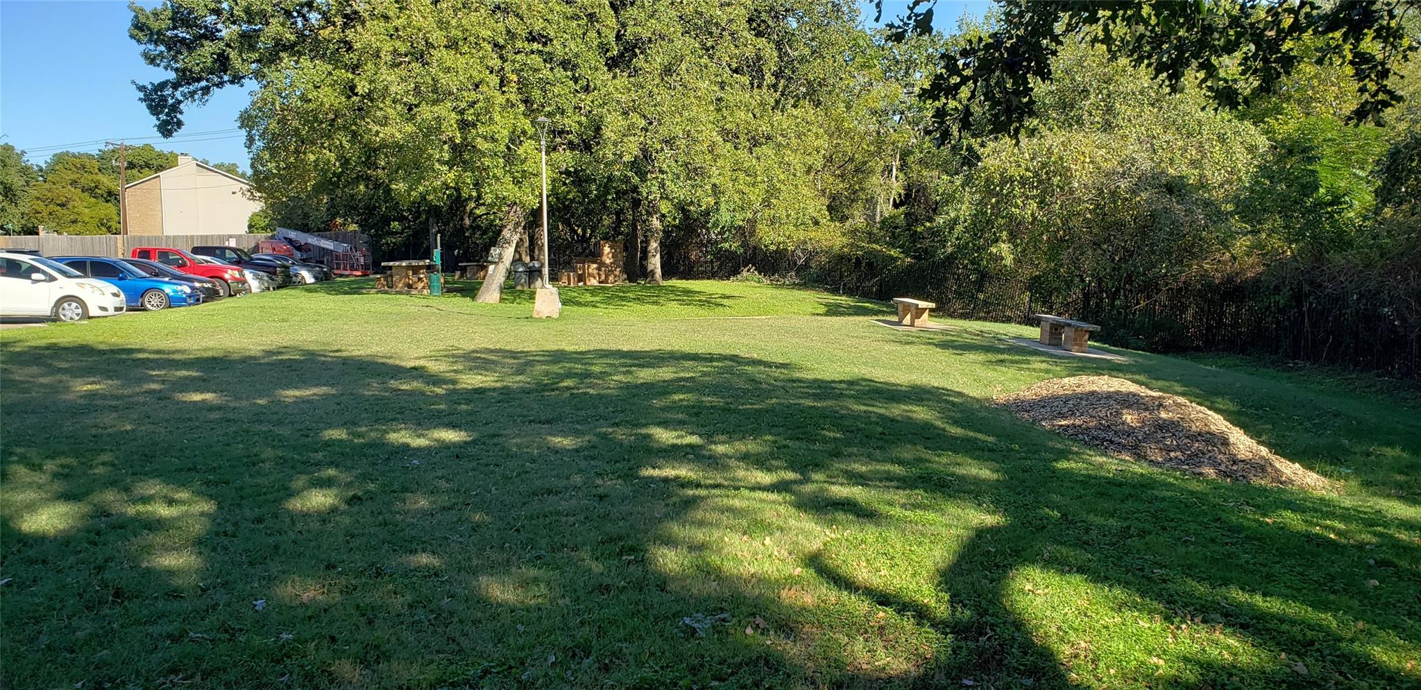 main property photo 29