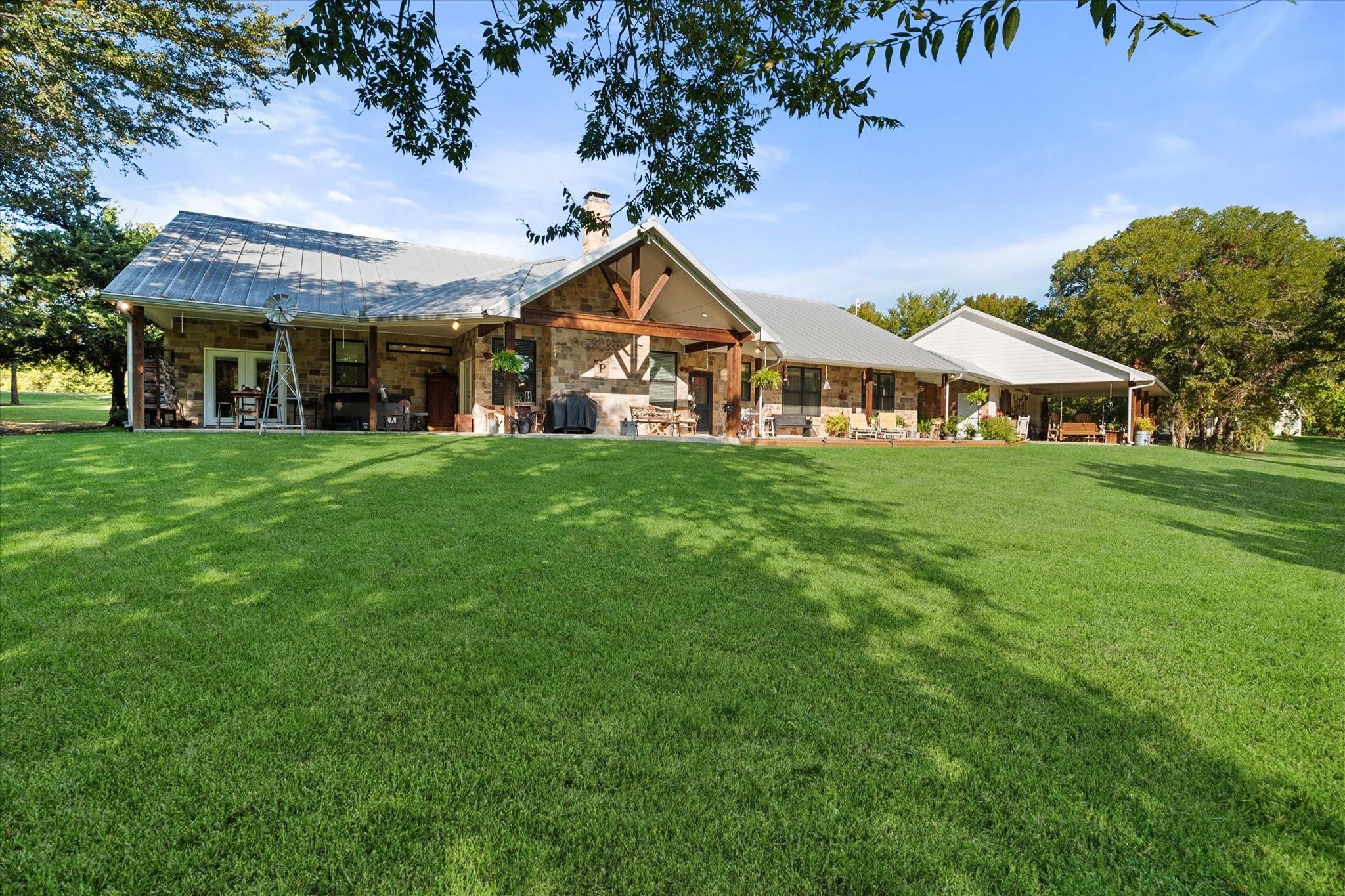 main property photo 32