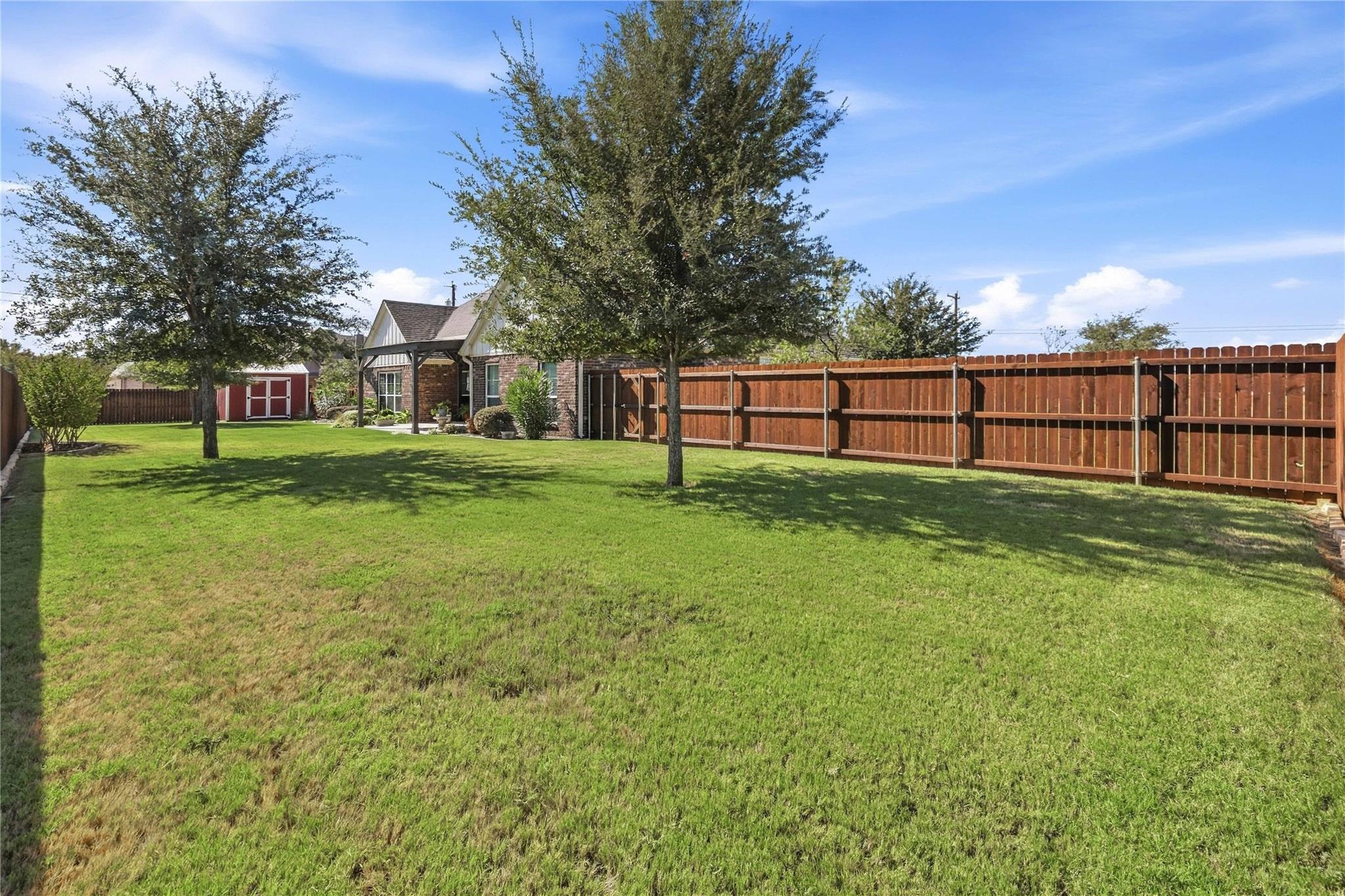 main property photo 29