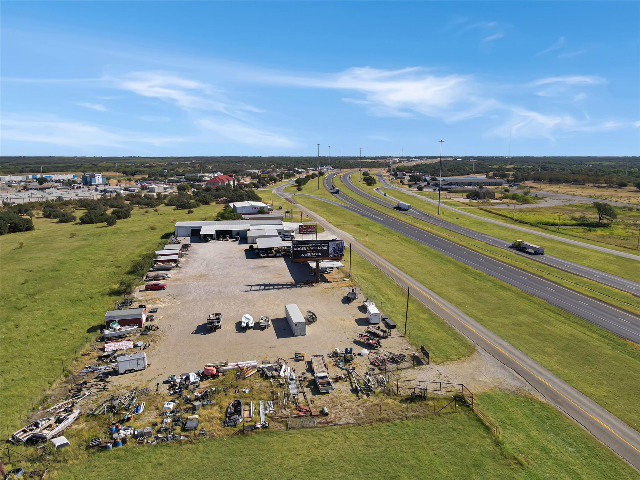 main property photo 30