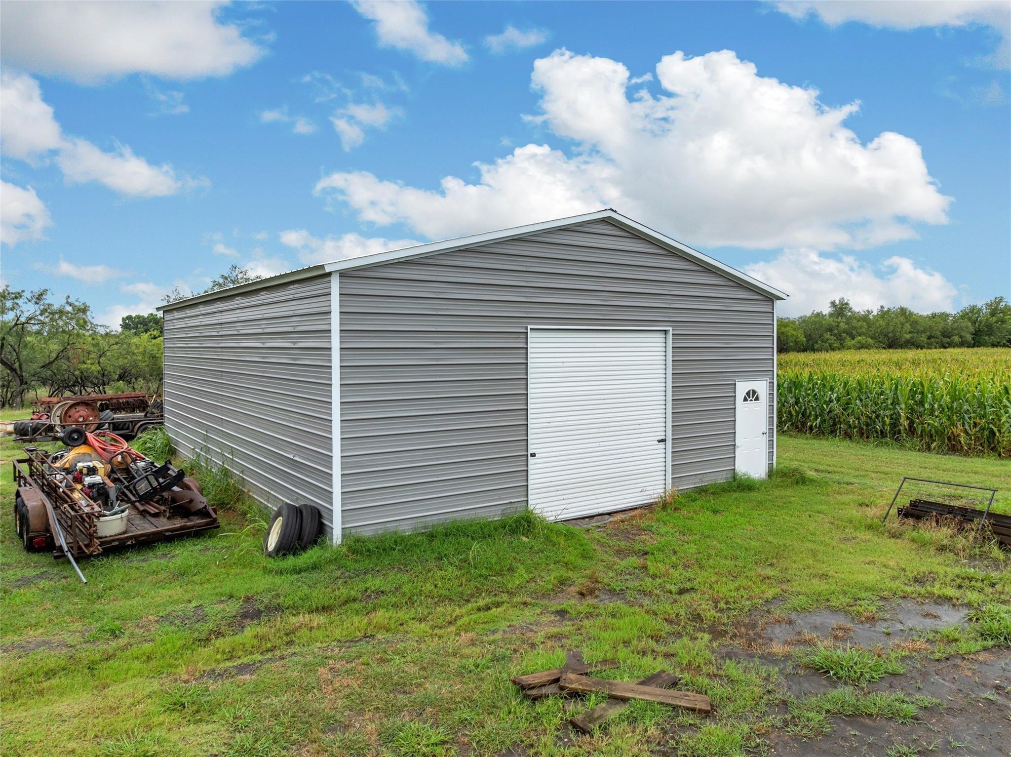 main property photo 26