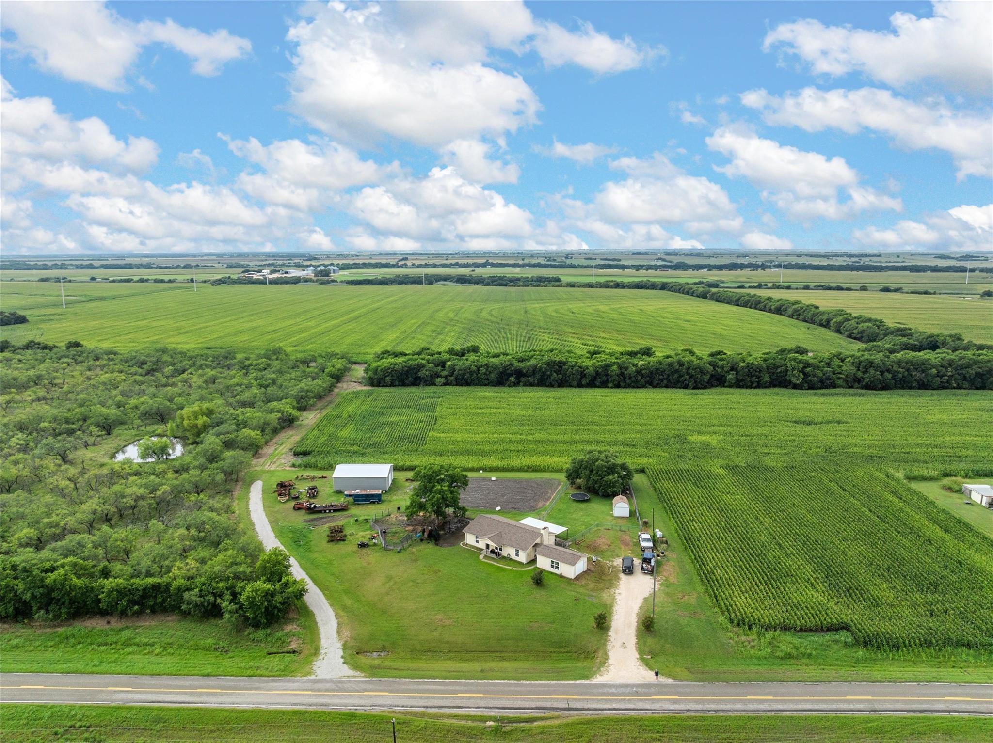 main property photo 28