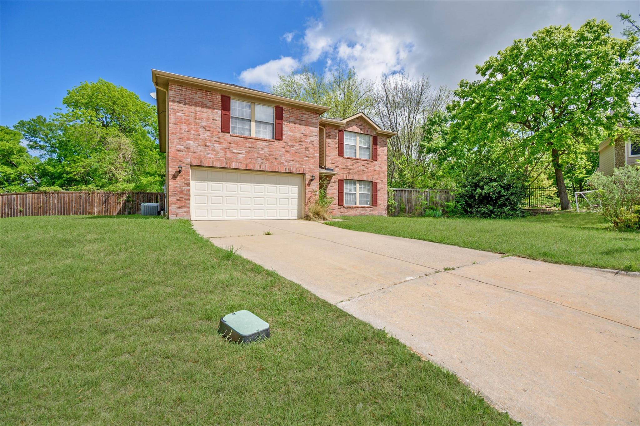 main property photo 23
