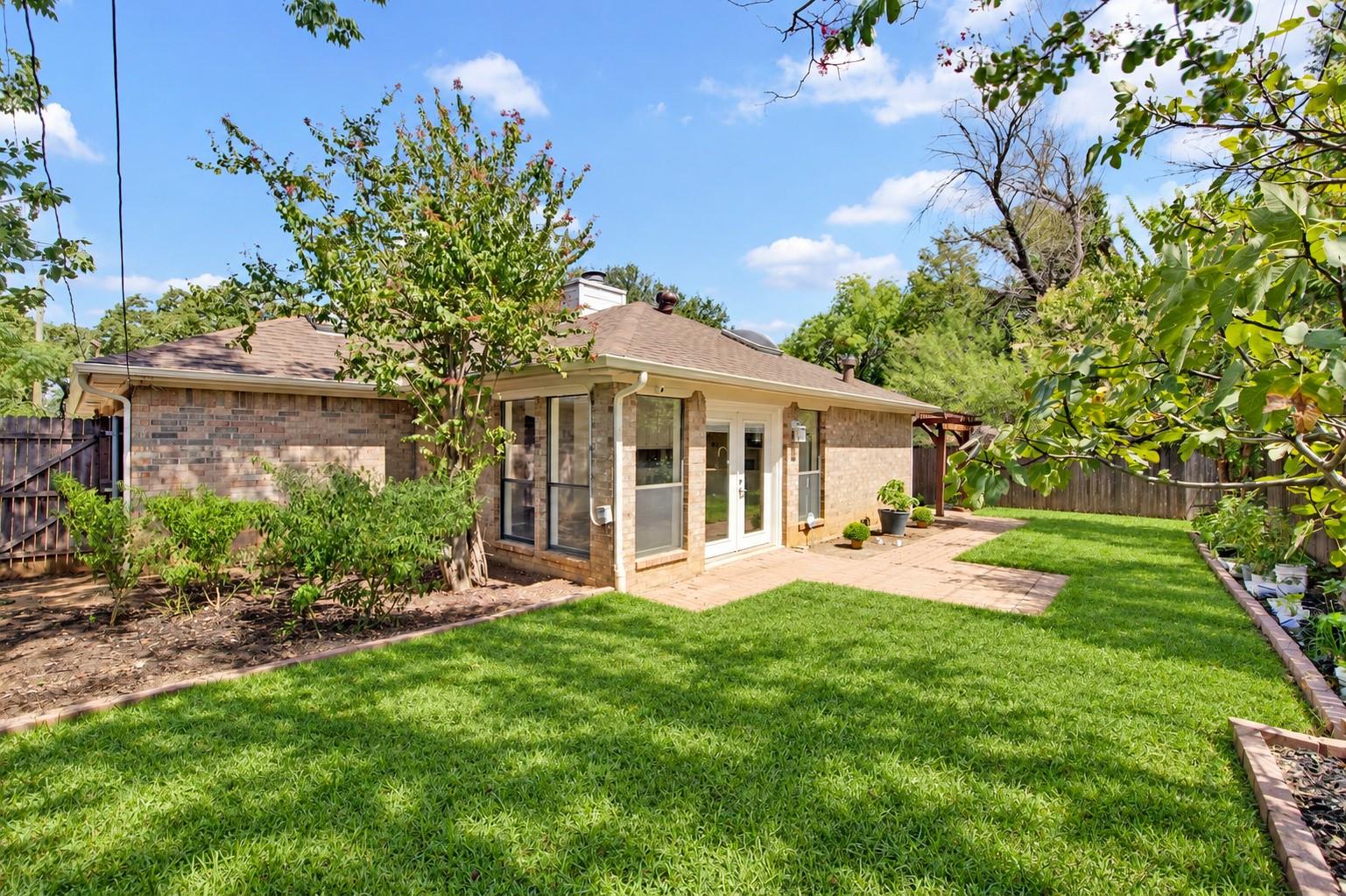 main property photo 26