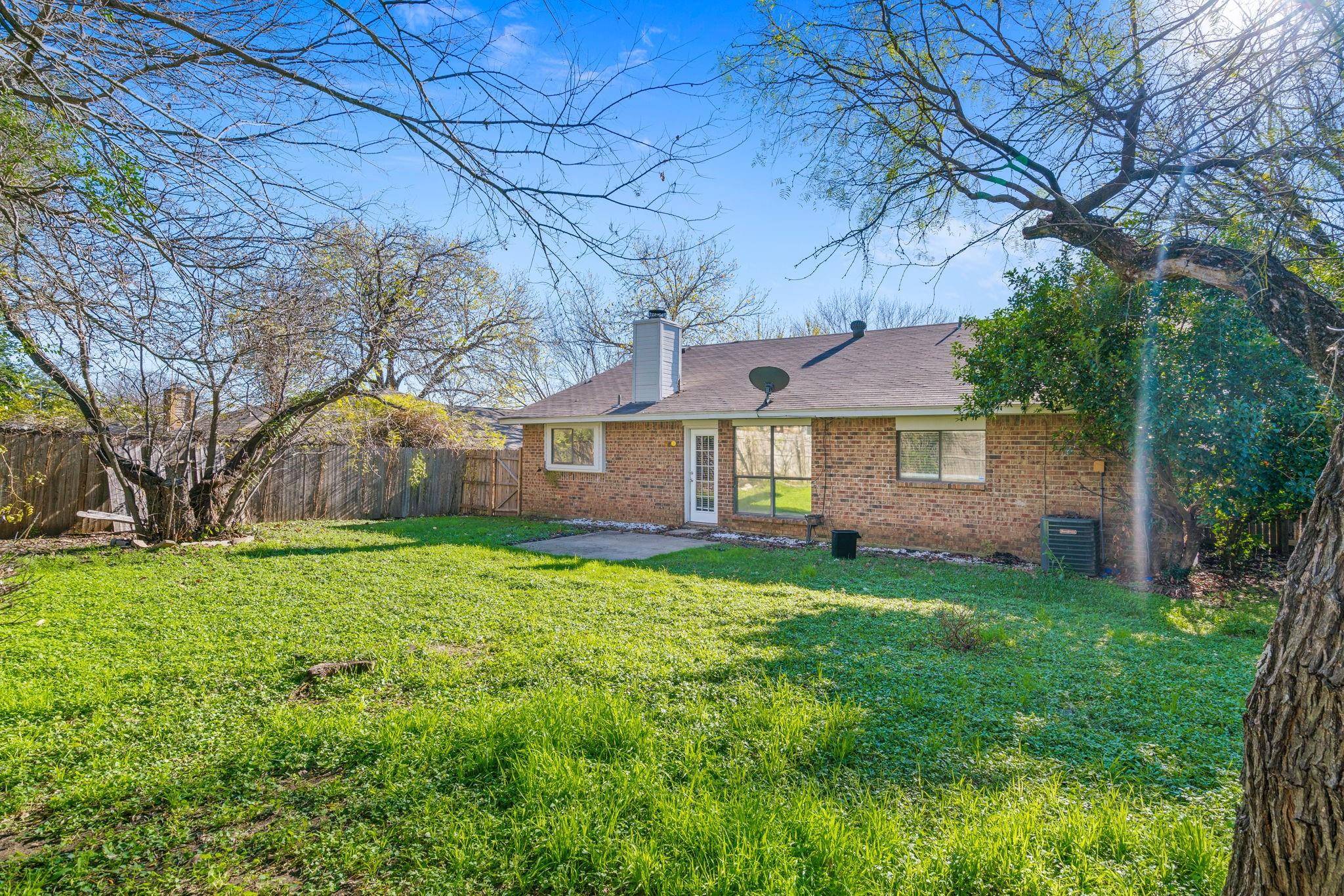 main property photo 10
