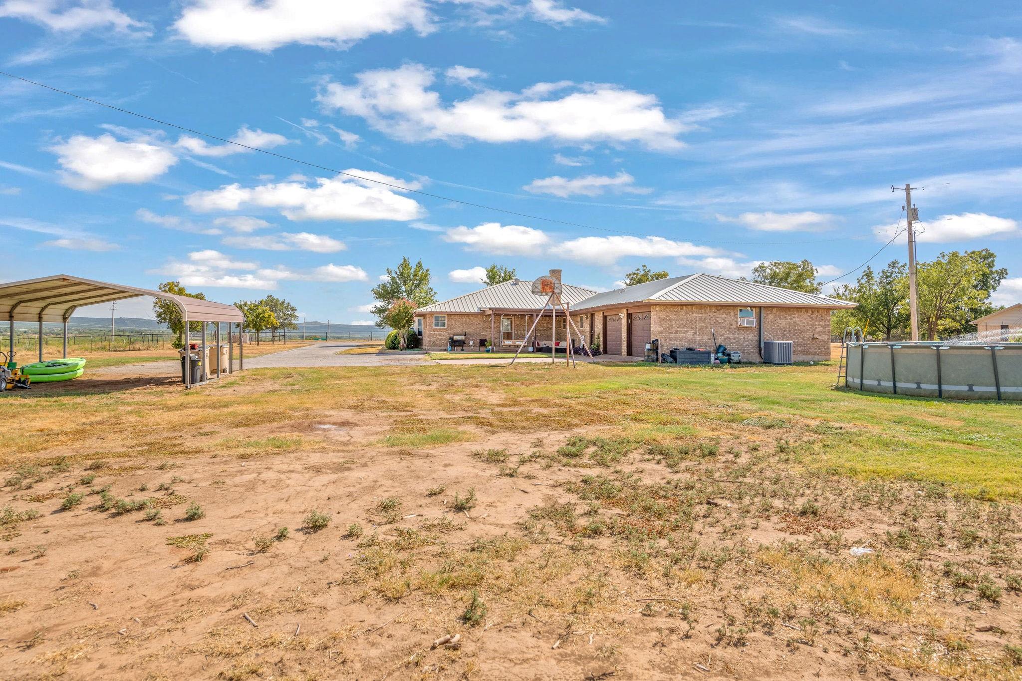 main property photo 37