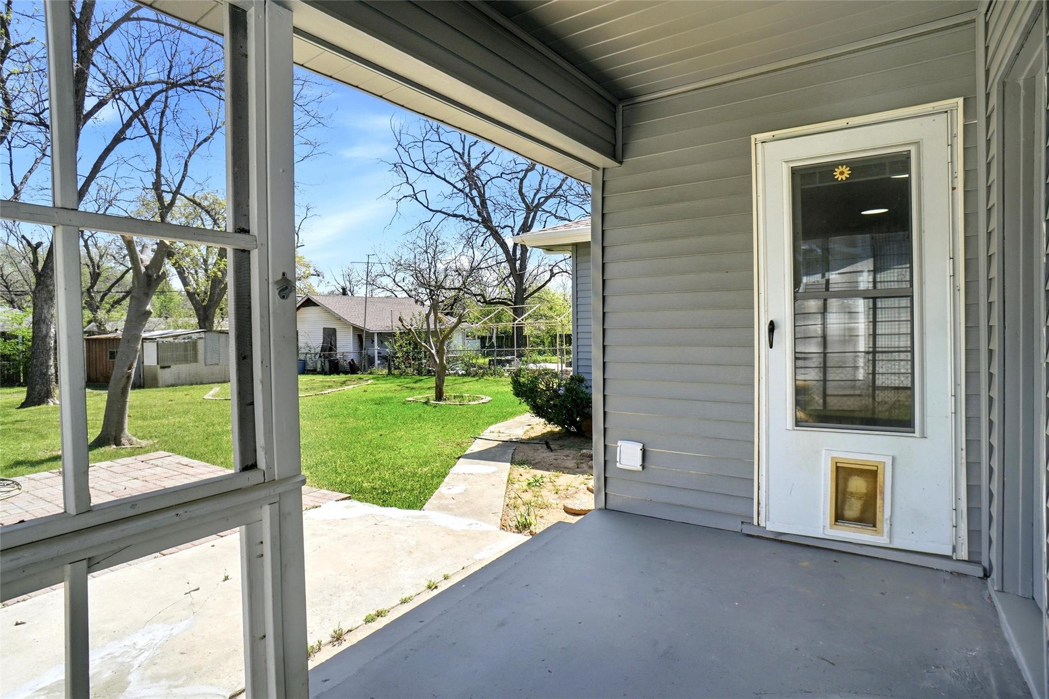 main property photo 9