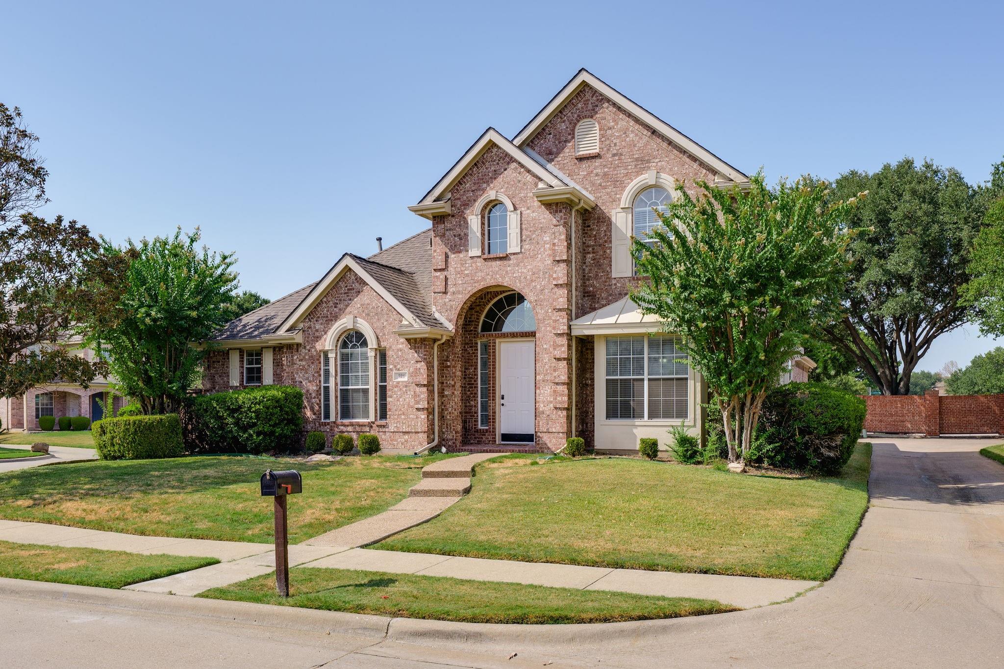 main property photo 2