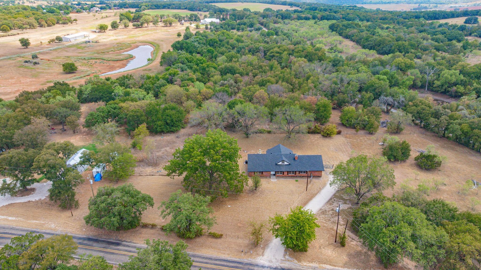 main property photo 38