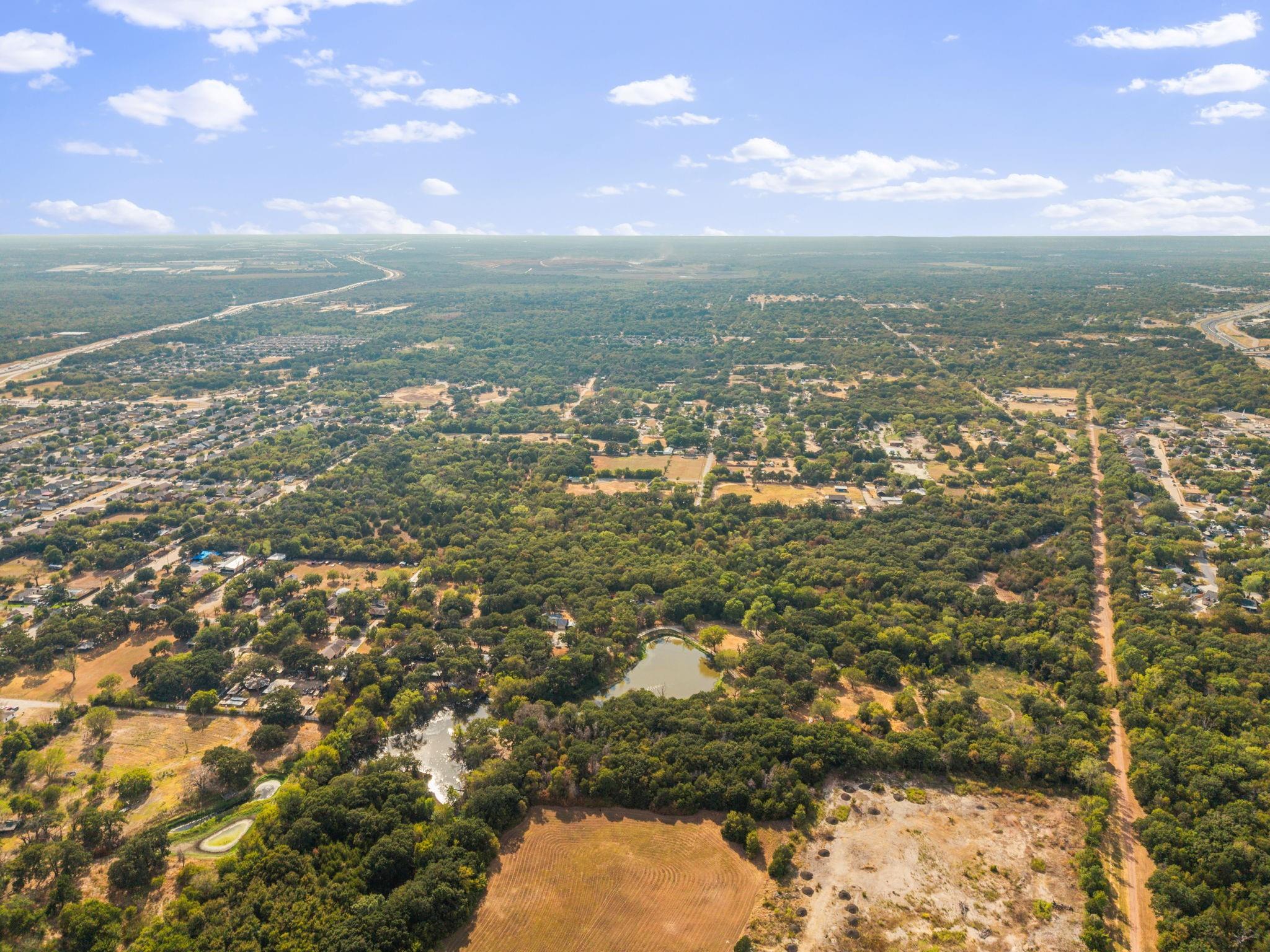 main property photo 11