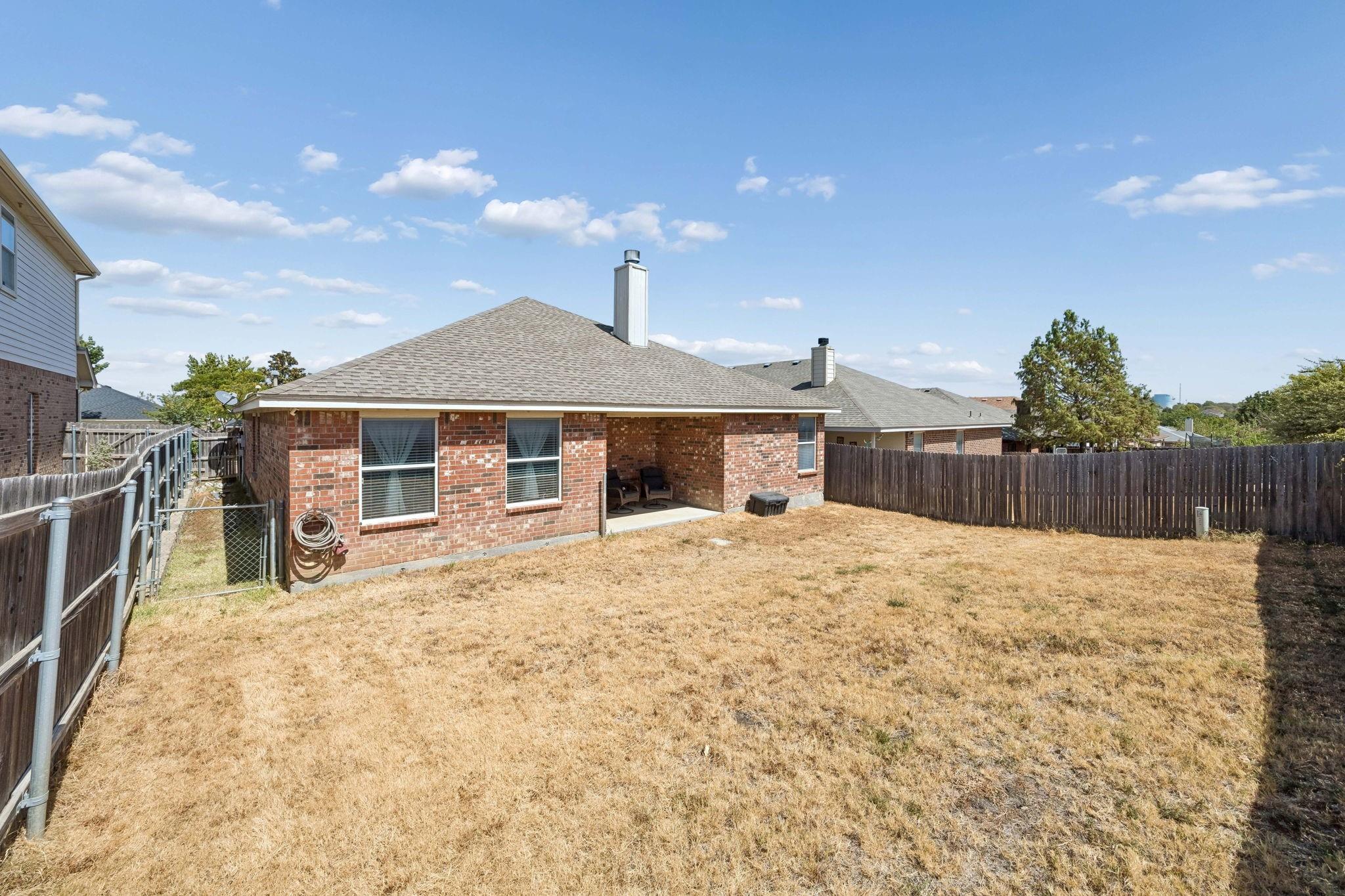 main property photo 29