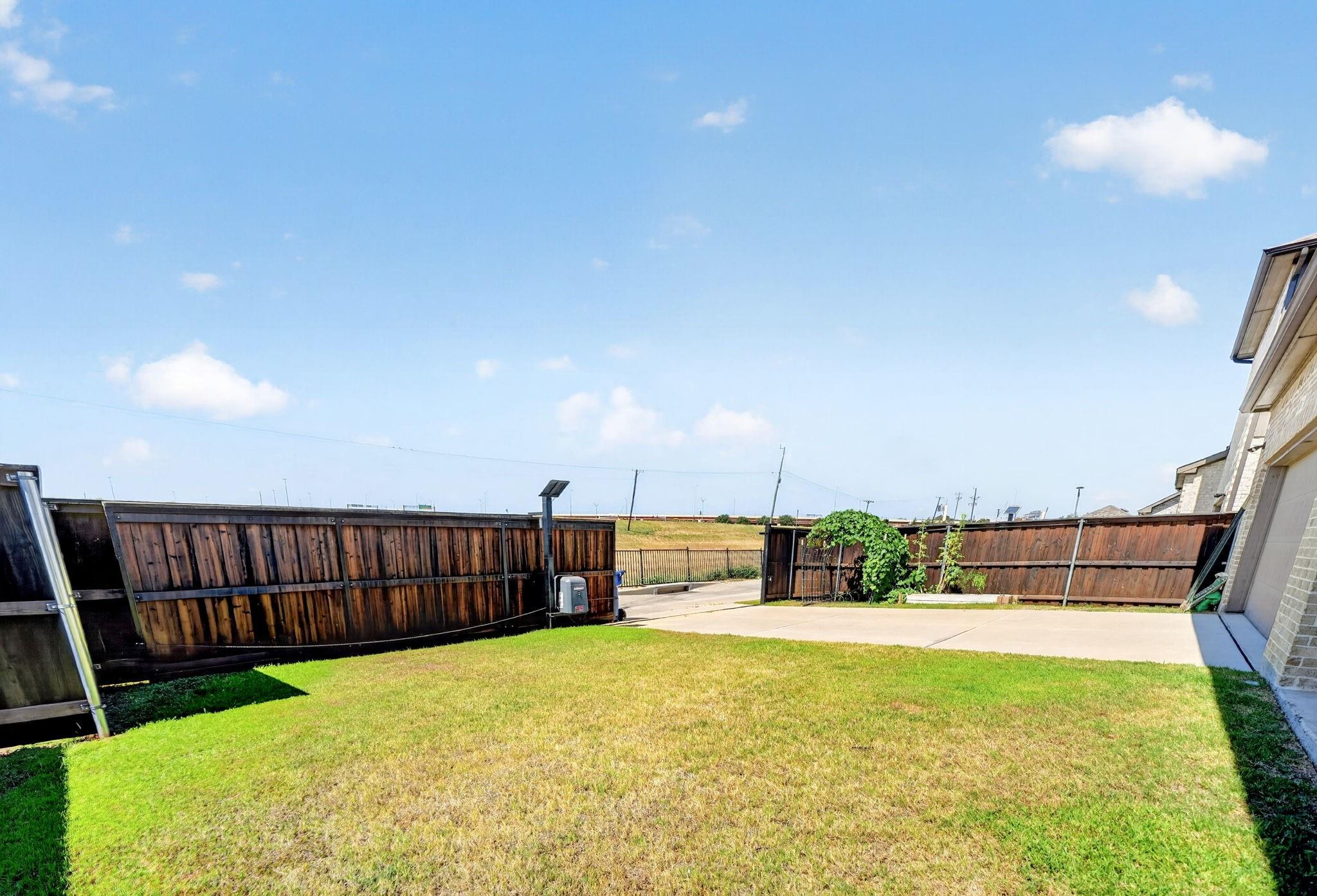 main property photo 37