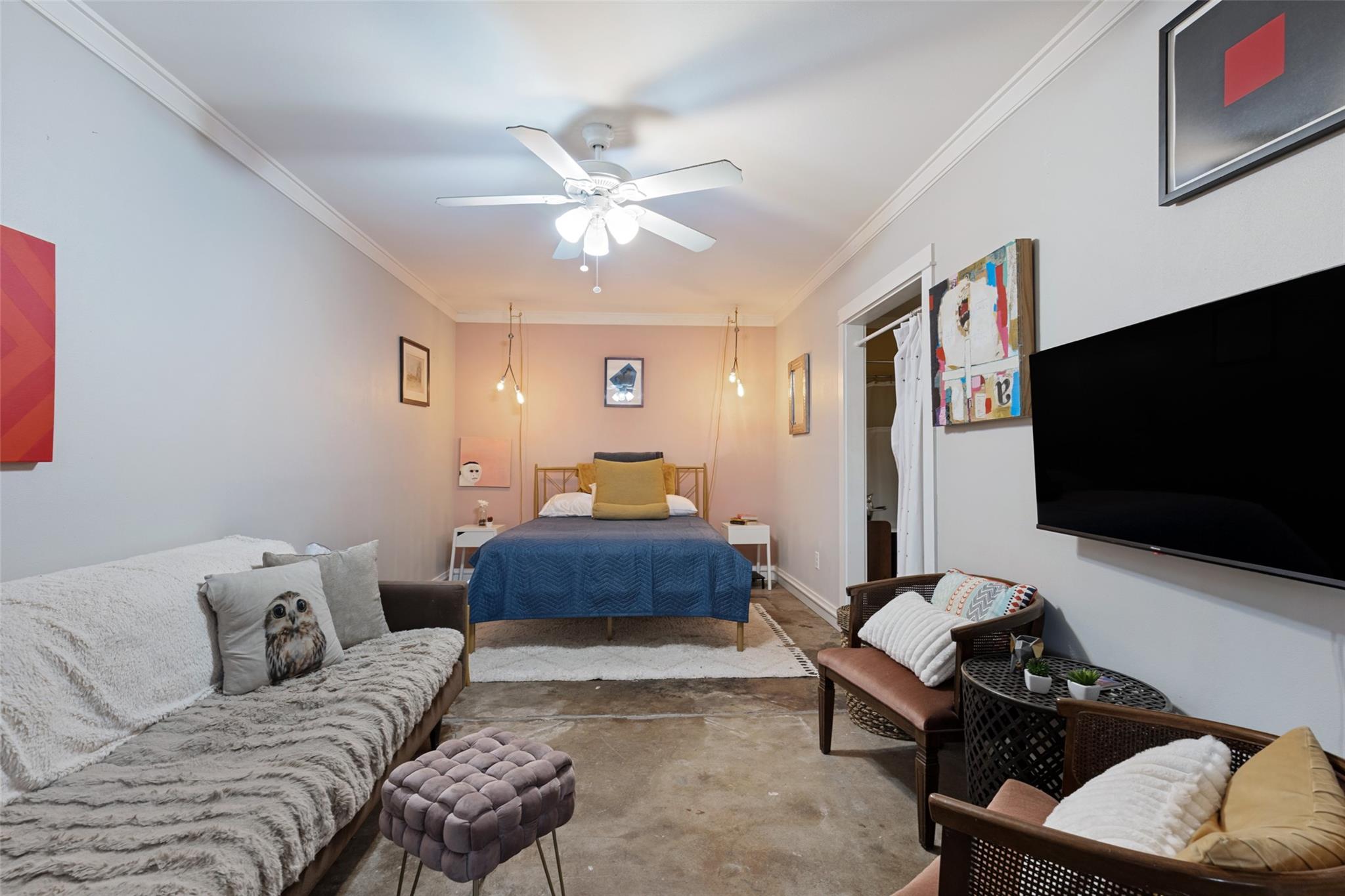 main property photo 23