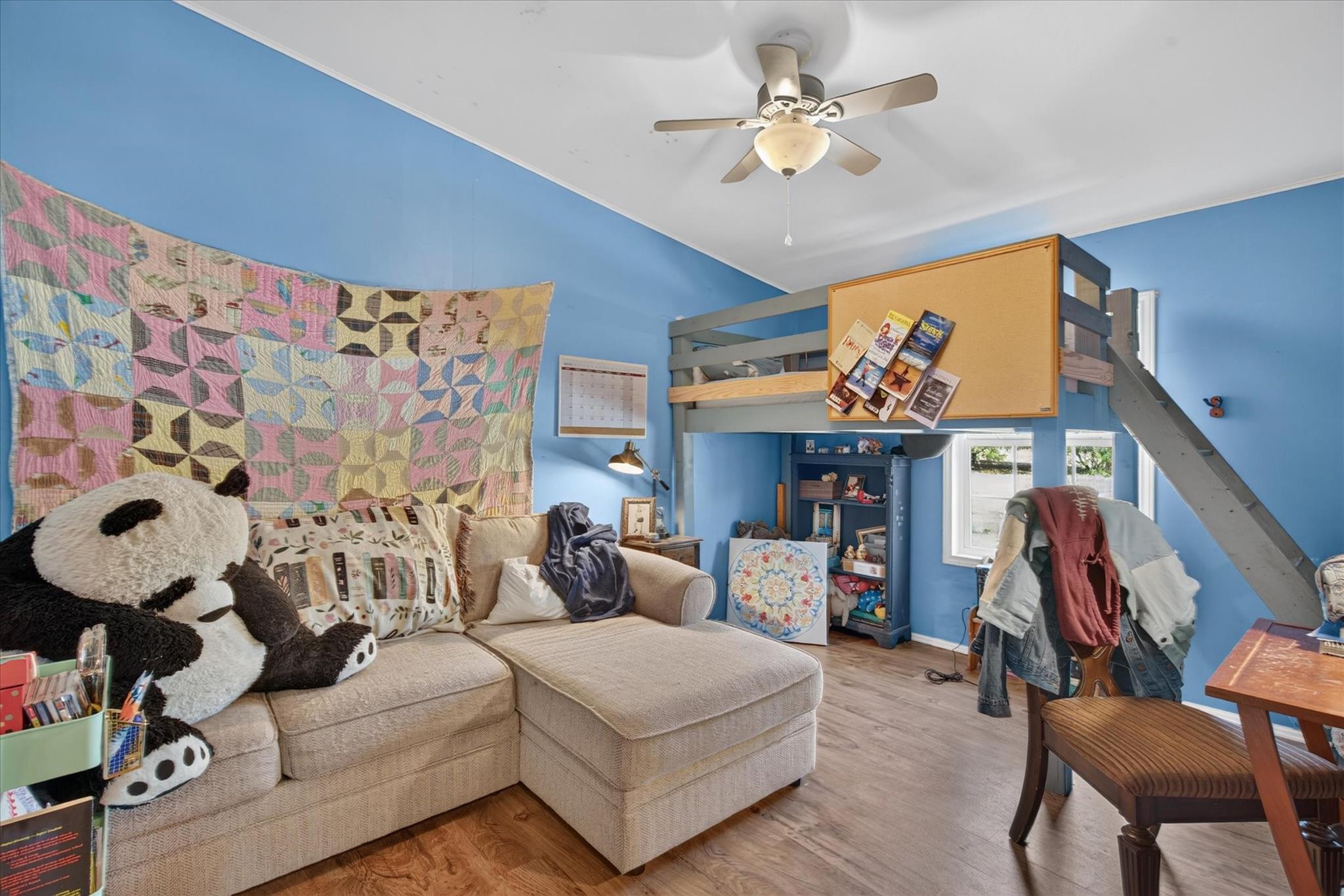 main property photo 21