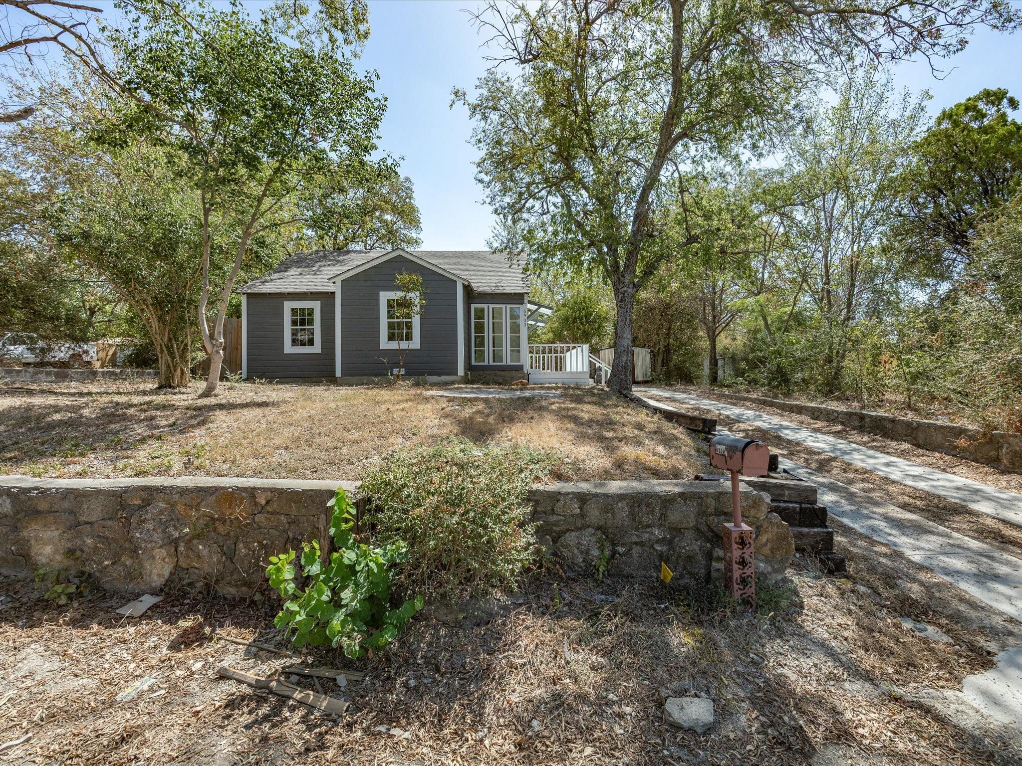 main property photo 4