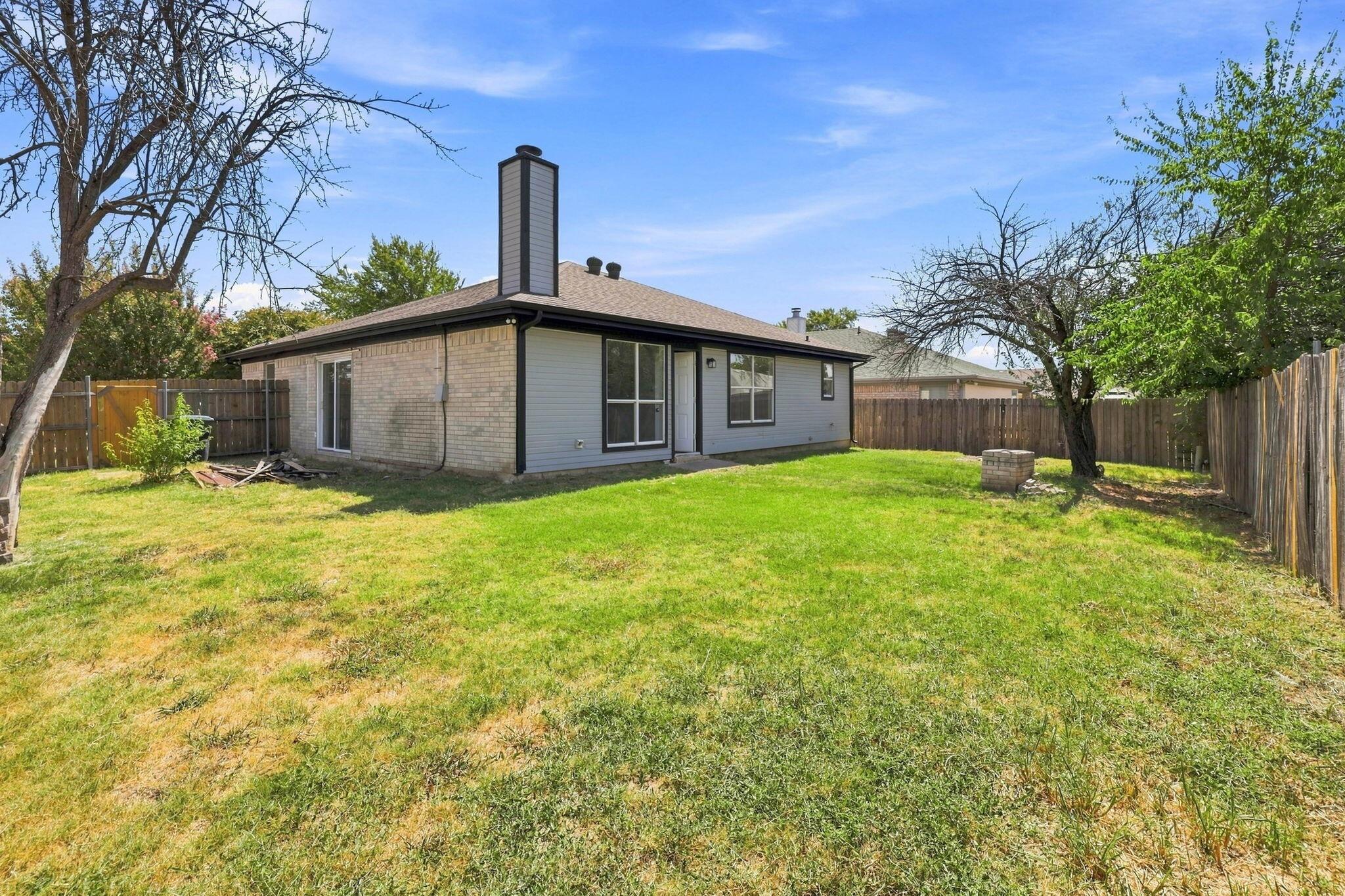 main property photo 25