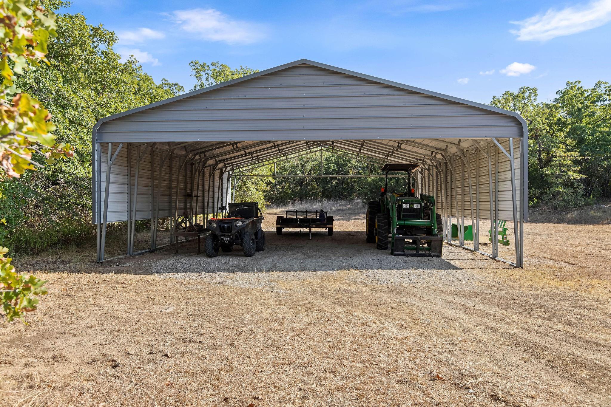 main property photo 34