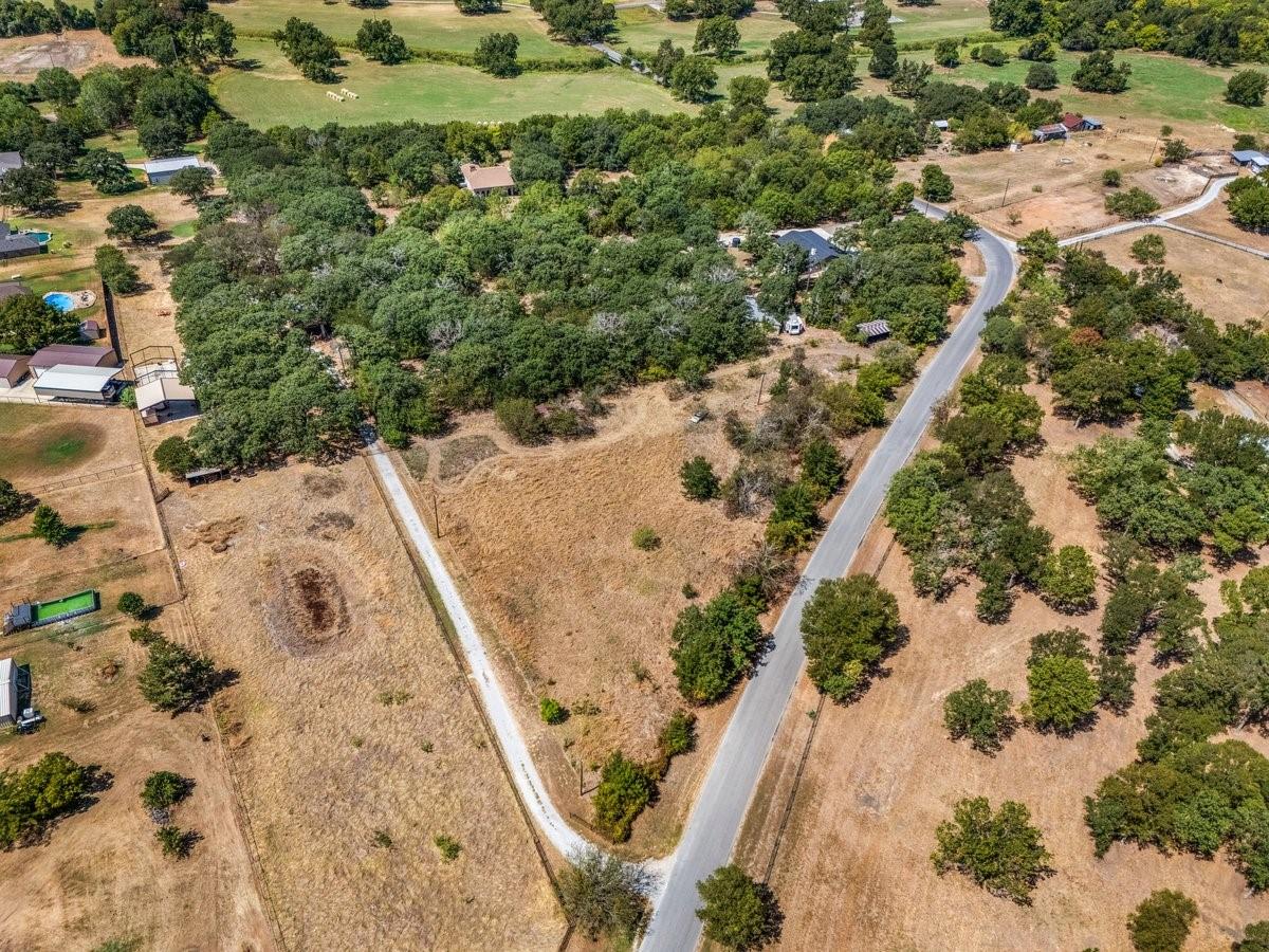 main property photo 9