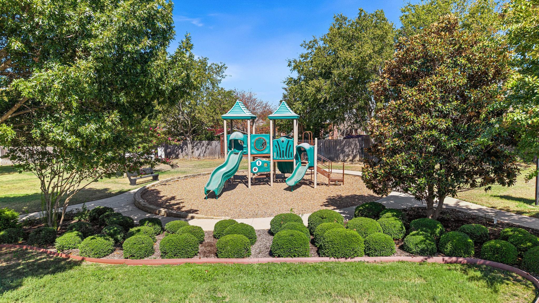 main property photo 37